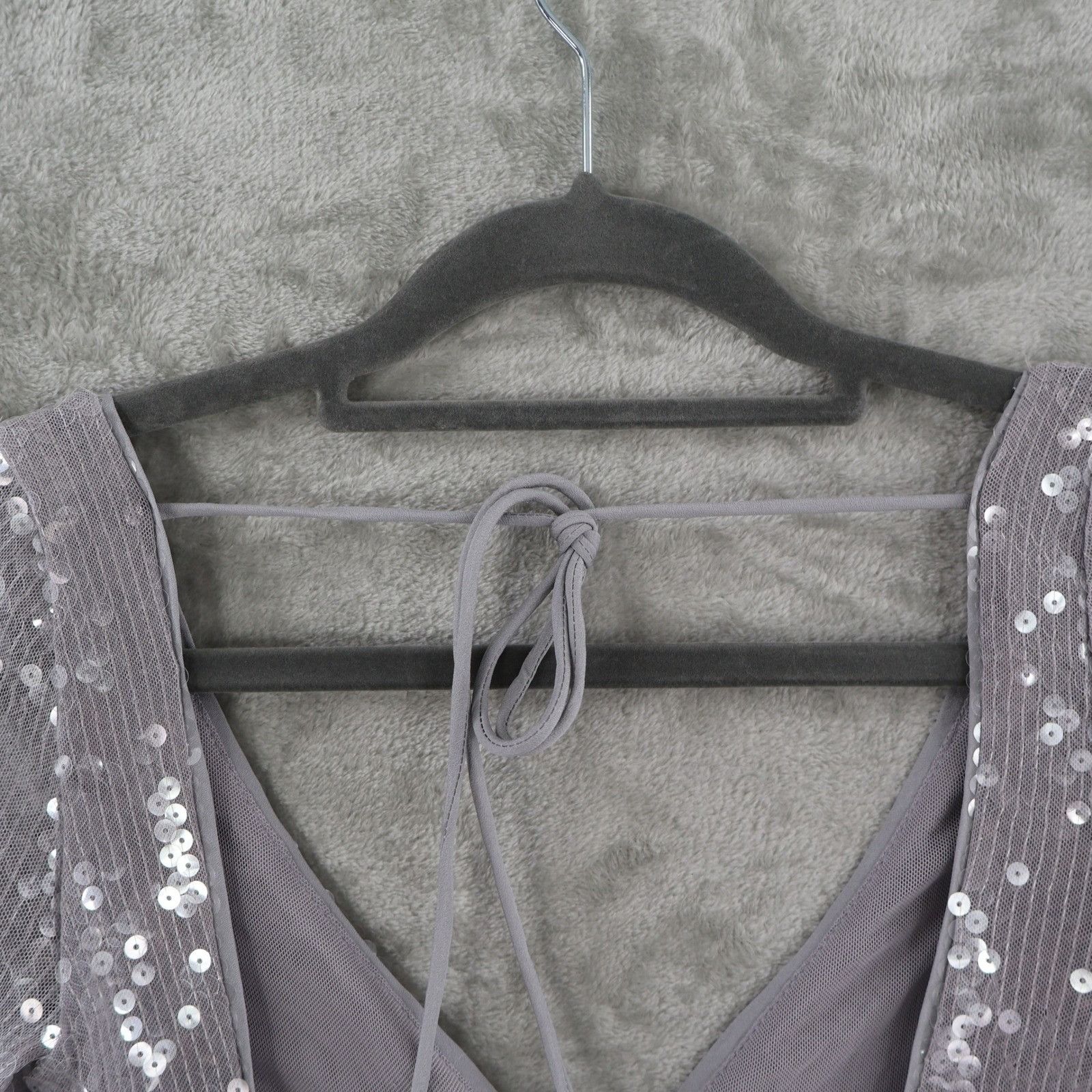 Other BARDOT Verona Low-Back Sequin Maxi Dress Womens 2 Gray Size XS / US 0-2 / IT 36-38 - 12 Thumbnail