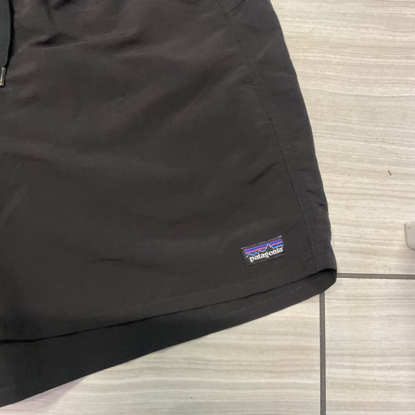 Patagonia Patagonia Black Women’s Outdoor Athletic Shorts Size 31" - 4 Thumbnail