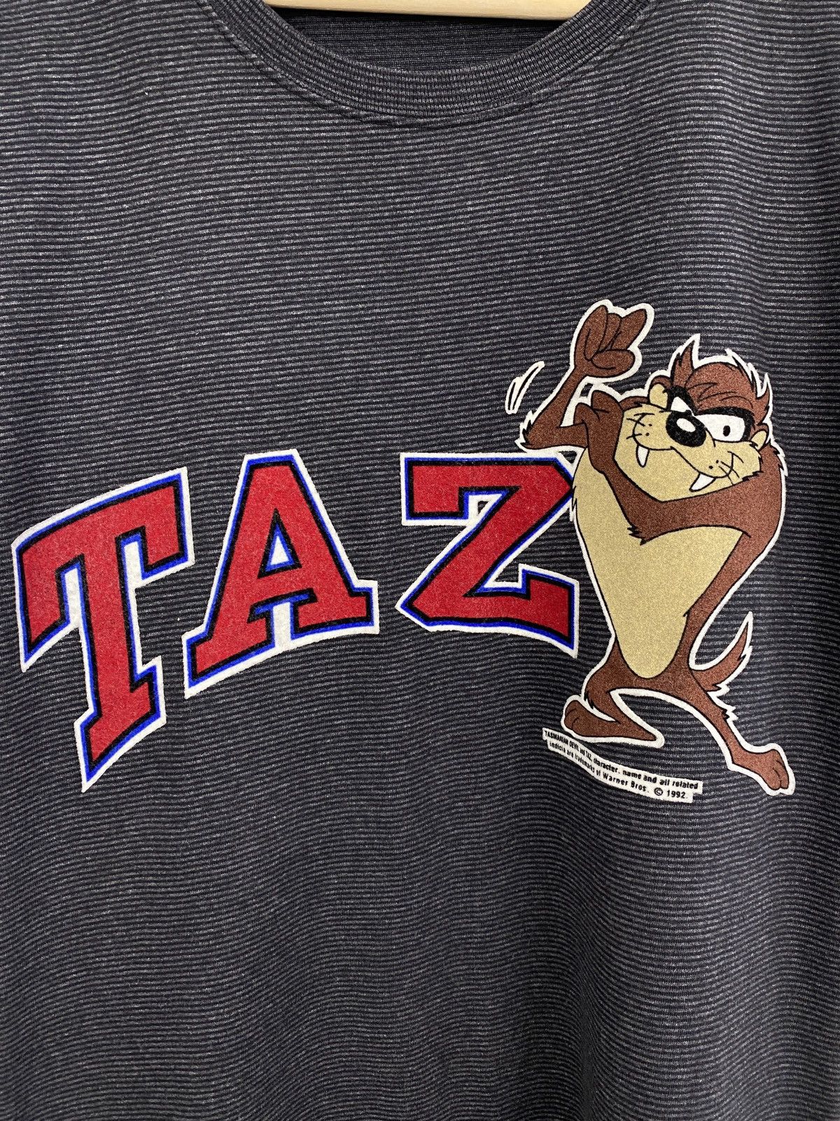 Warner Bros 🇺🇸 Vintage 1992 Taz Tasmanian Devil Warner Bros T-Shirt Size US XL / EU 56 / 4 - 4 Thumbnail