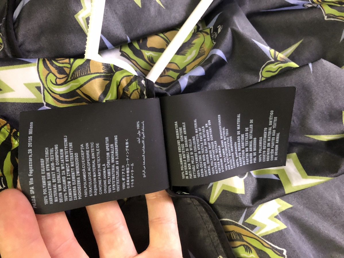 Prada Ss19 Prada rose Lightning Bolt hooded Nylon Windbreaker Size US S / EU 44-46 / 1 - 11 Thumbnail