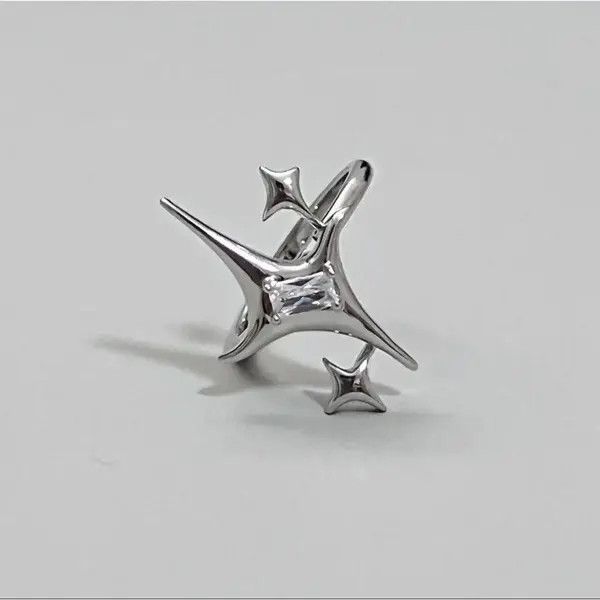 Jewelry Abstract Star Crystal Ring Size ONE SIZE - 1 Thumbnail