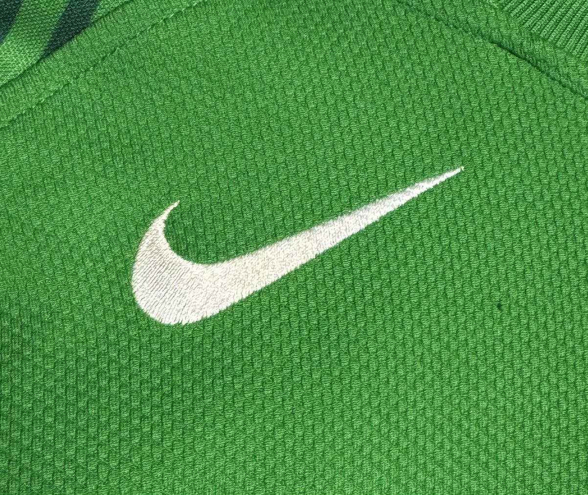 Nike Manchester United 2005 2006 Goalkeeper Shirt Jersey Nike Size US XS / EU 42 / 0 - 10 Thumbnail