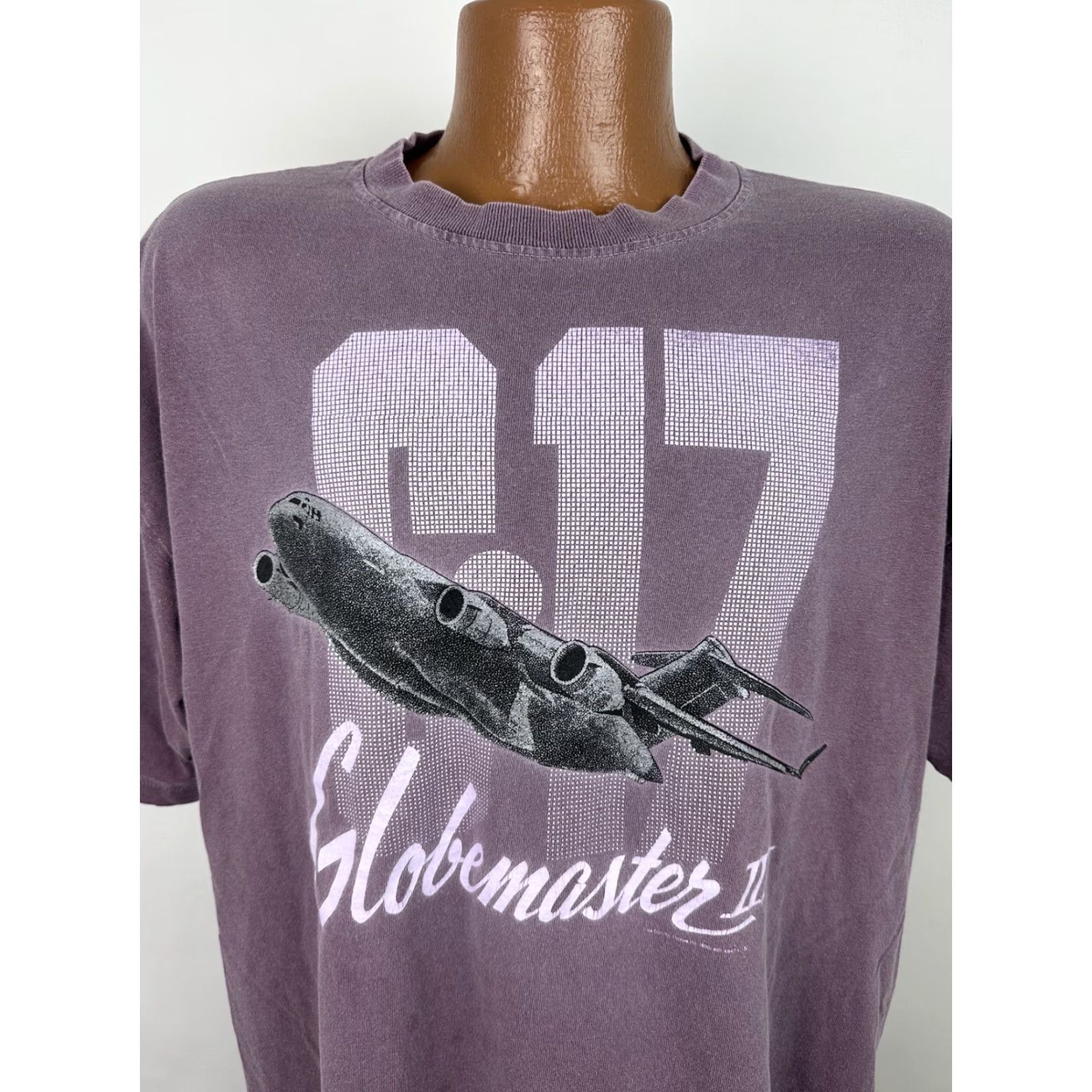 Vintage Vintage 90s C-17 Globemaster III Shirt XL Dusty Purple USAF Military Plane Size US XL / EU 56 / 4 - 2 Thumbnail