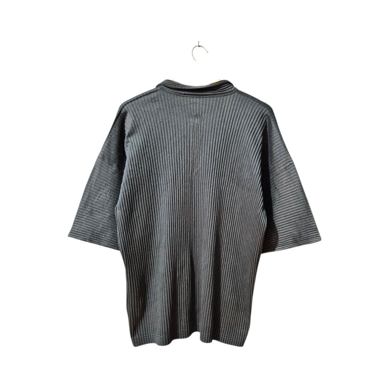 Pleats Please Issey Miyake Pleatsme pleated tshirts Size US L / EU 52-54 / 3 - 2 Thumbnail
