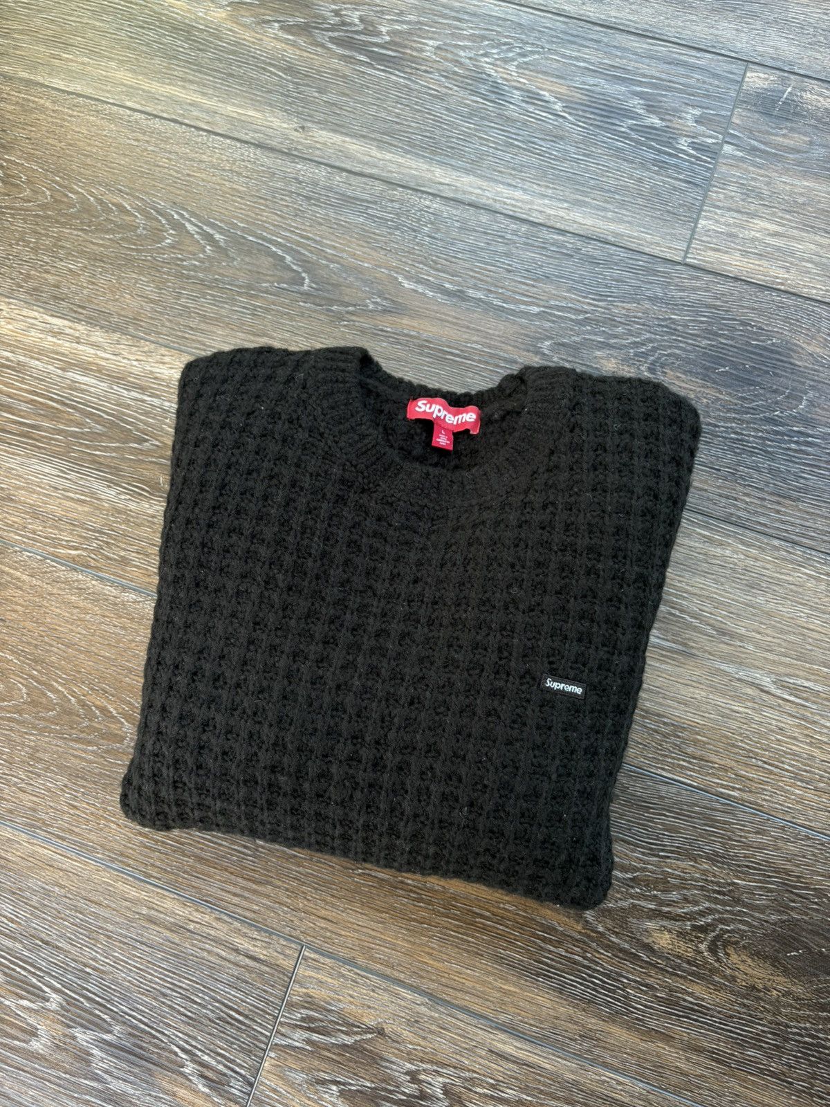 Supreme Supreme Small Box Waffle Sweater FW25 Black Size US L / EU 52-54 / 3 - 5 Thumbnail