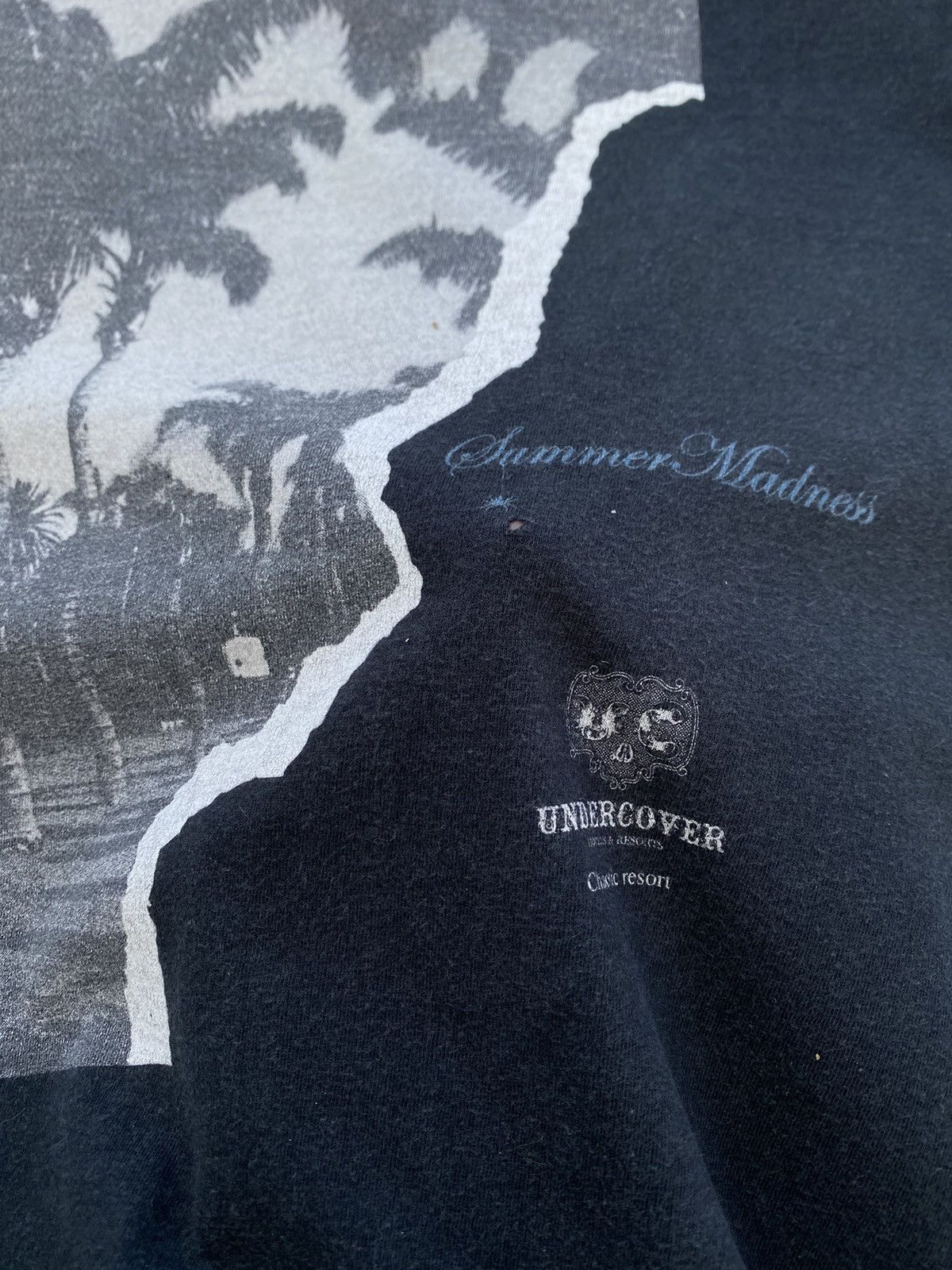 Undercover Rare Undercover Chaotic Resort Summer Madness Tshirt Size US M / EU 48-50 / 2 - 14 Thumbnail