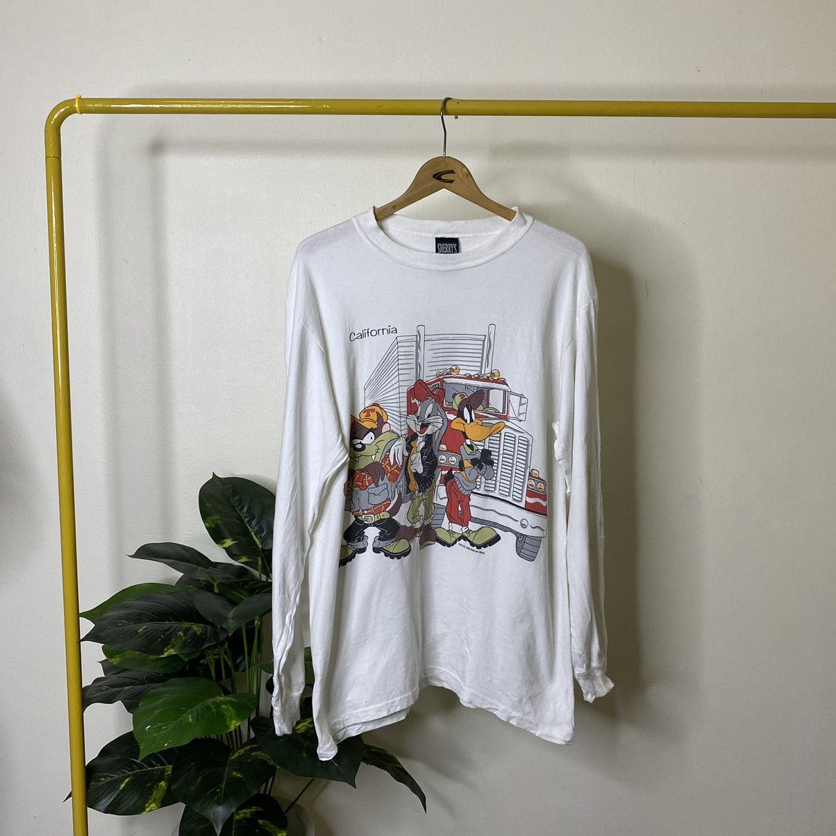 Cartoon Network × Vintage × Warner Bros 1996 Looney Tunes Characters Sherrys Mfg LS Tee Size US L / EU 52-54 / 3 - 1 Thumbnail