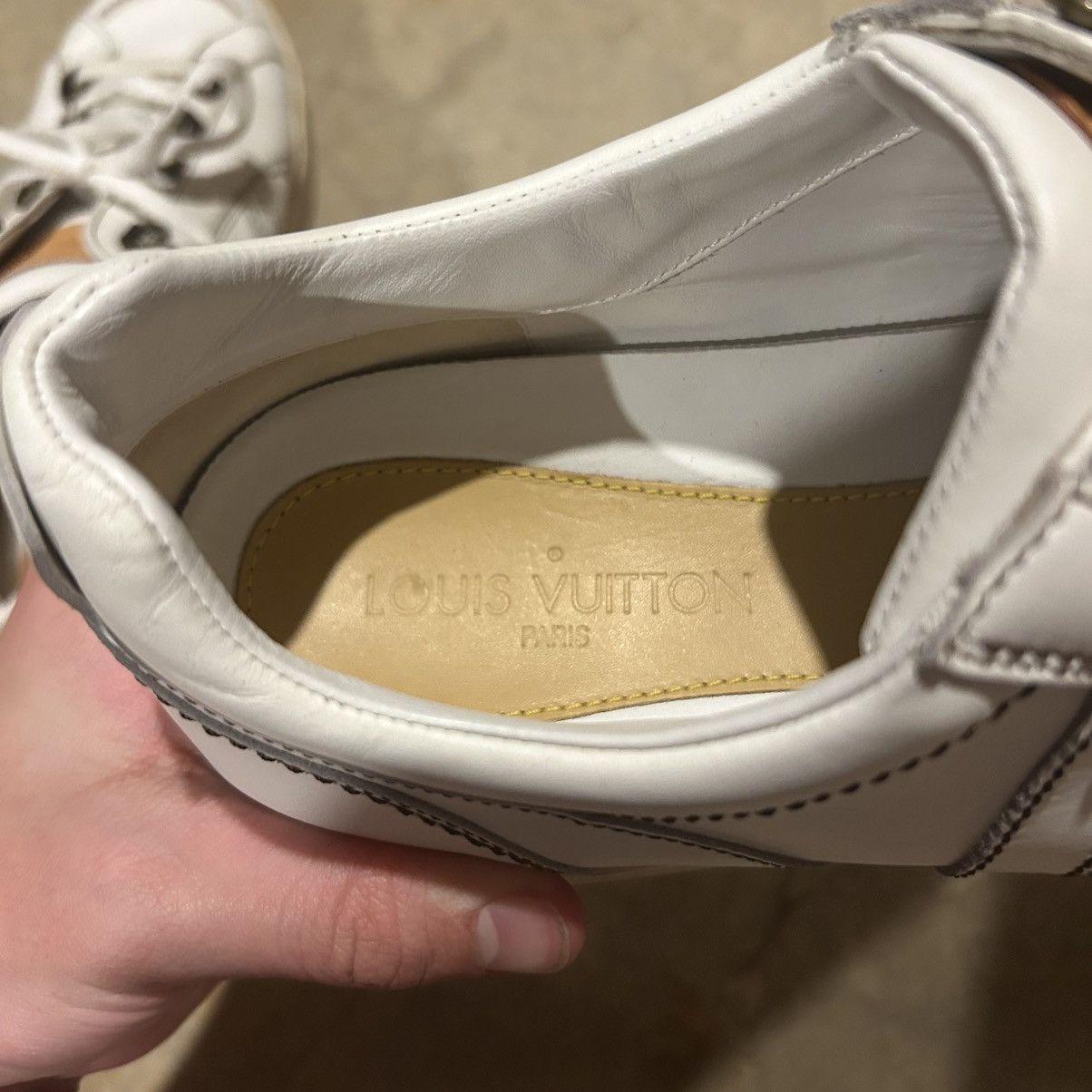 Designer × Louis Vuitton × Vintage Louis Vuitton 2000s Leather Stitched Logo Sneakers US 9 Size US 9 / EU 42 - 13 Thumbnail