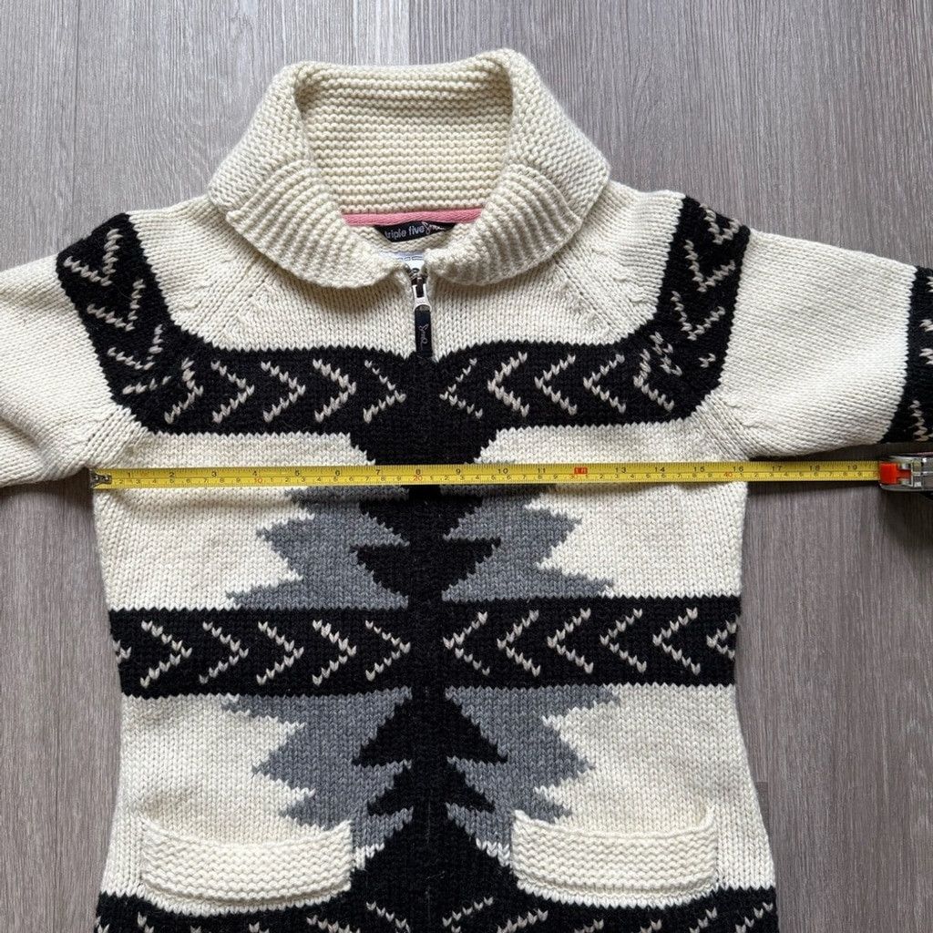The Unbranded Brand Triple Five Soul Cream and Black Cowl Neck Zip Up Sweater Size M / US 6-8 / IT 42-44 - 3 Thumbnail