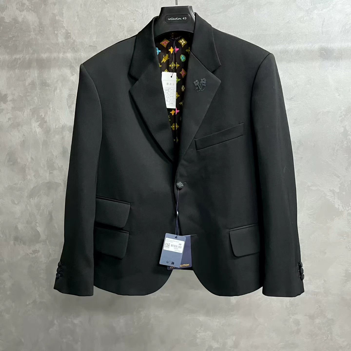 Louis Vuitton Louis Vuitton Black Designer Casual Size 3XL / US 20-22 - 1 Thumbnail
