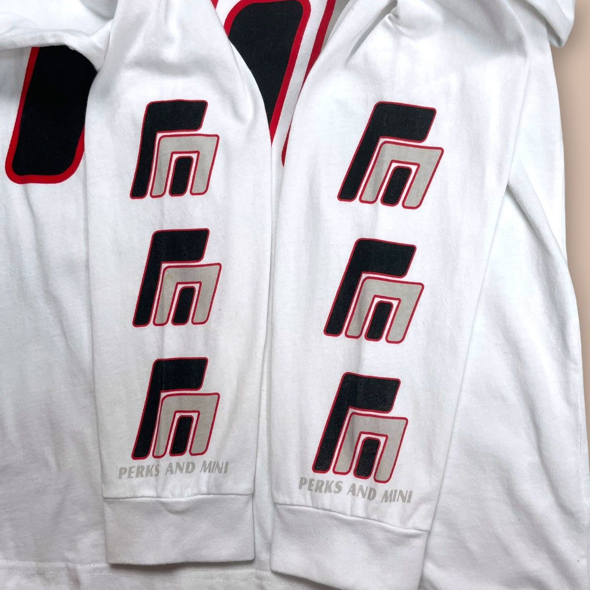 Perks And Mini PERKS and MINI L/S Tee Size US L / EU 52-54 / 3 - 17 Thumbnail