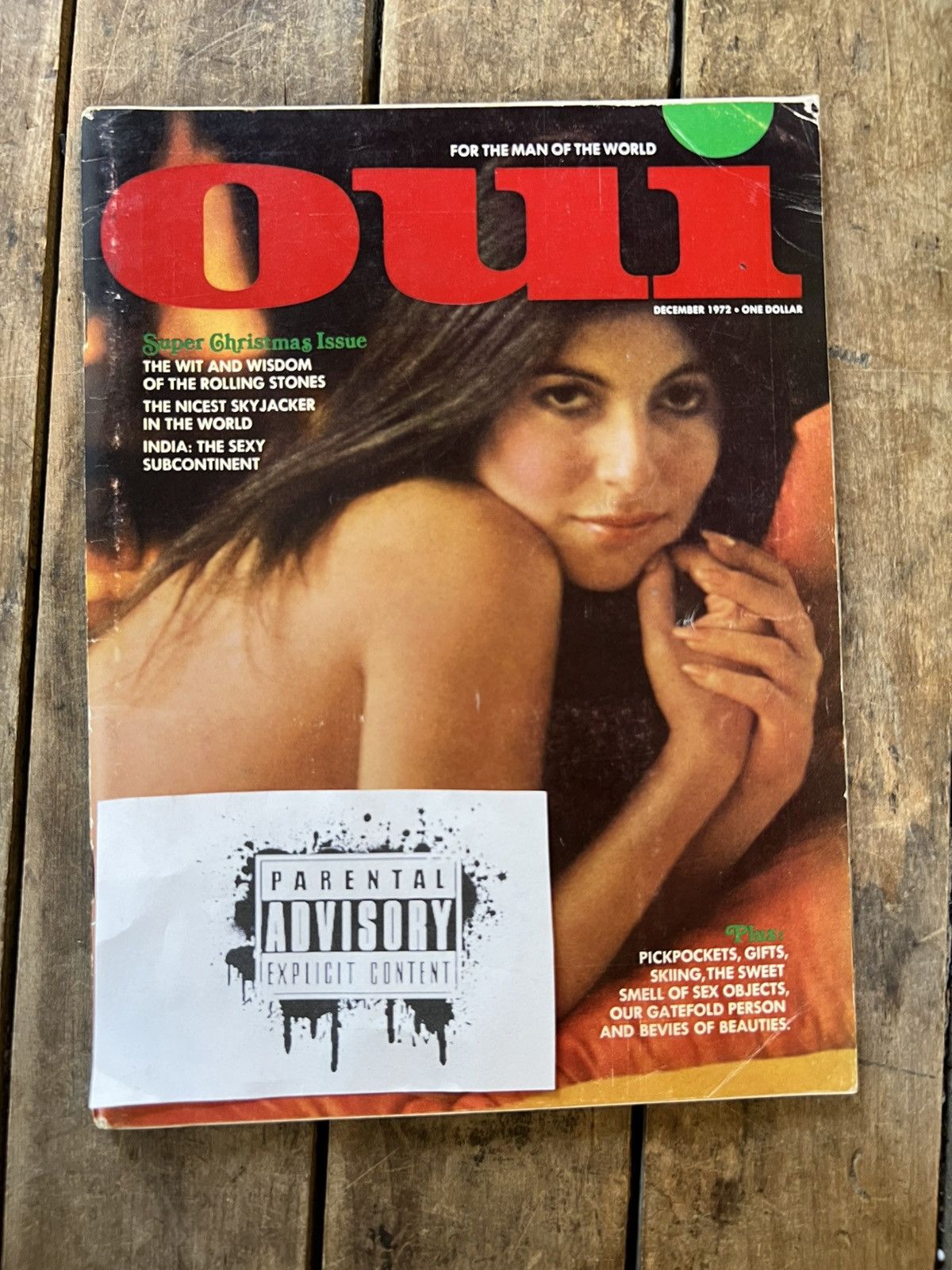 Vintage OUI Magazine “ For The Man of The World ” - December 1972 Size ONE SIZE - 1 Thumbnail