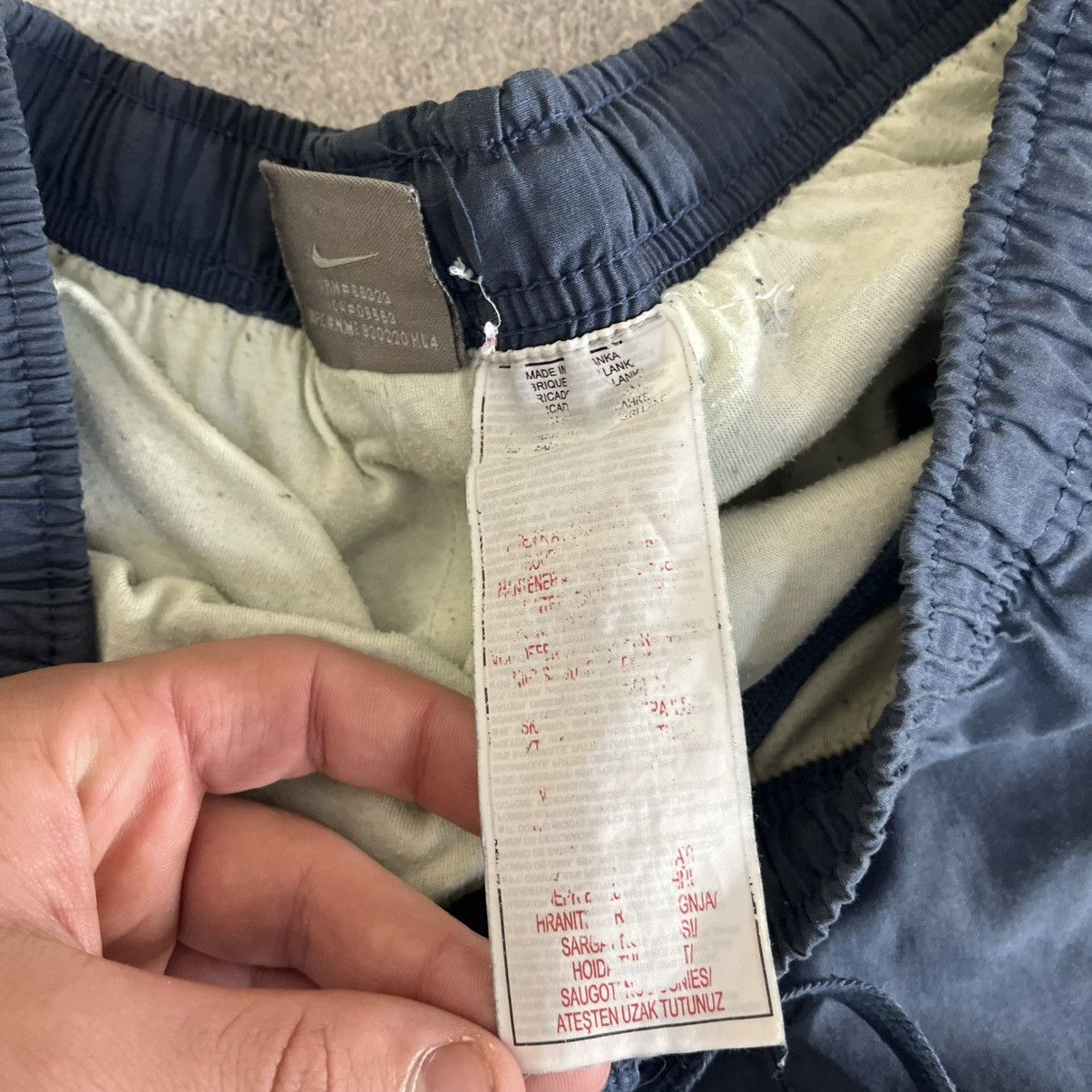 Nike 00s Vintage Nike Pants Nylon Rare Swoosh Drill Size US 35 - 9 Thumbnail