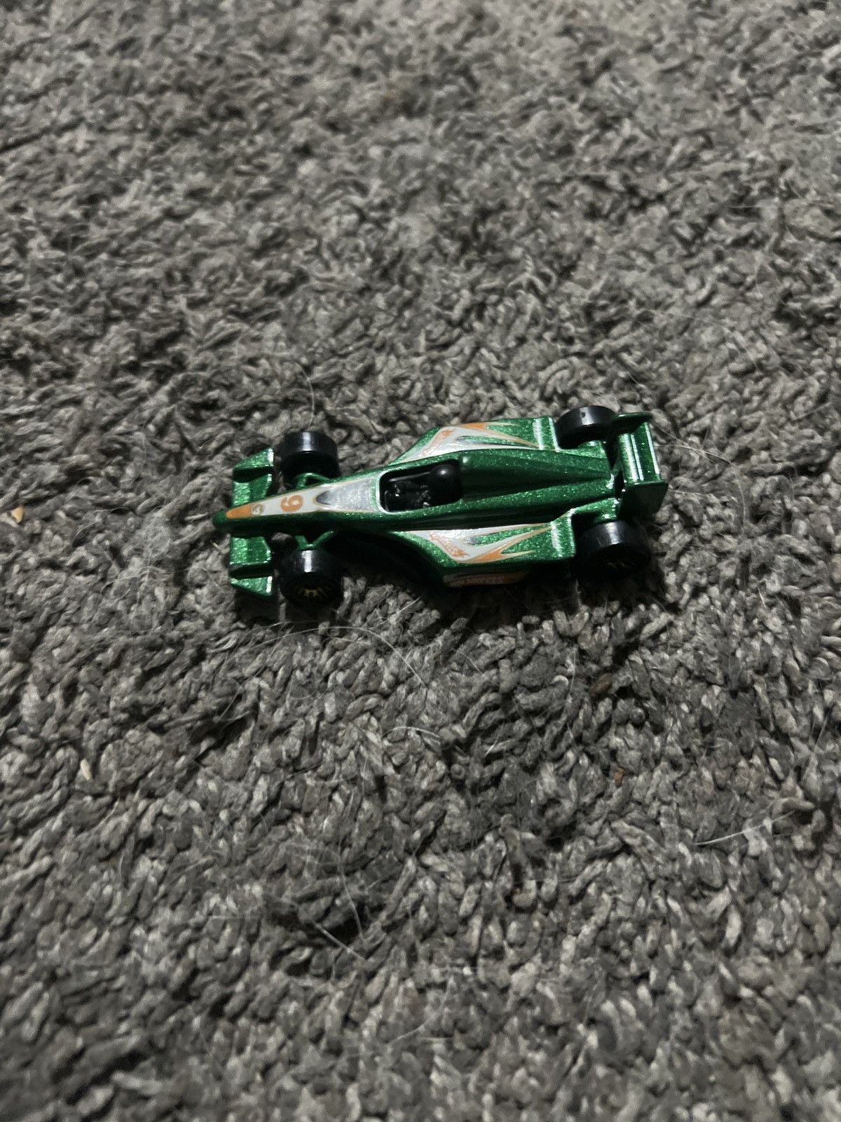 Vintage 1998 Mattel Hot Wheels Racing GP-2009 F1 Indy Race Car Size ONE SIZE - 1 Thumbnail