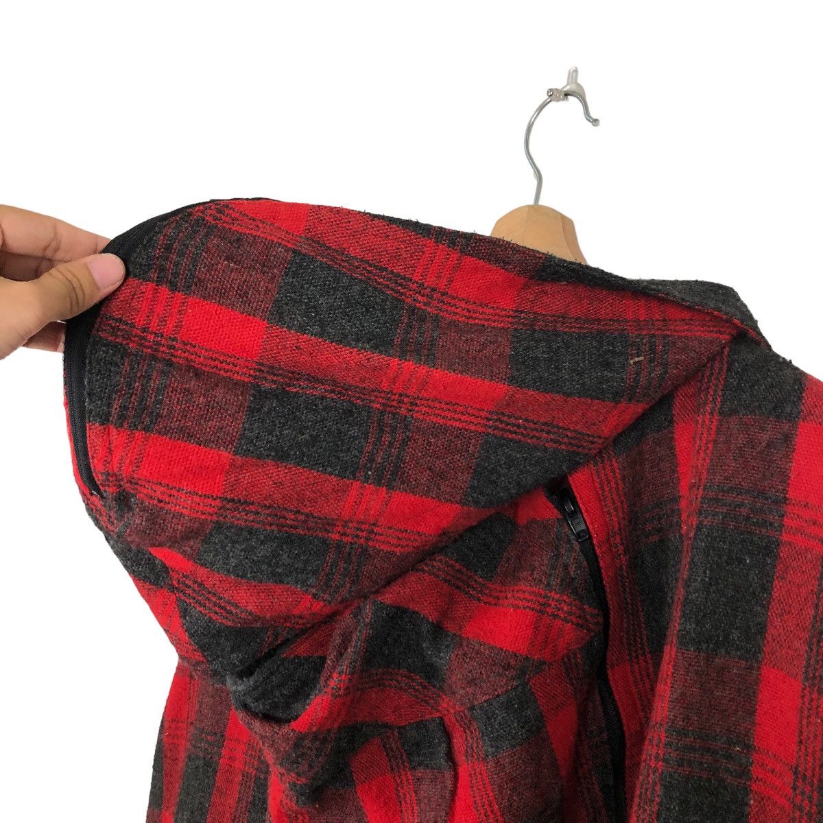 Japanese Brand PUNK WEAR TARTAN DESIGN CHERRY BEAR OVERSIZED JACKET Size US L / EU 52-54 / 3 - 8 Thumbnail