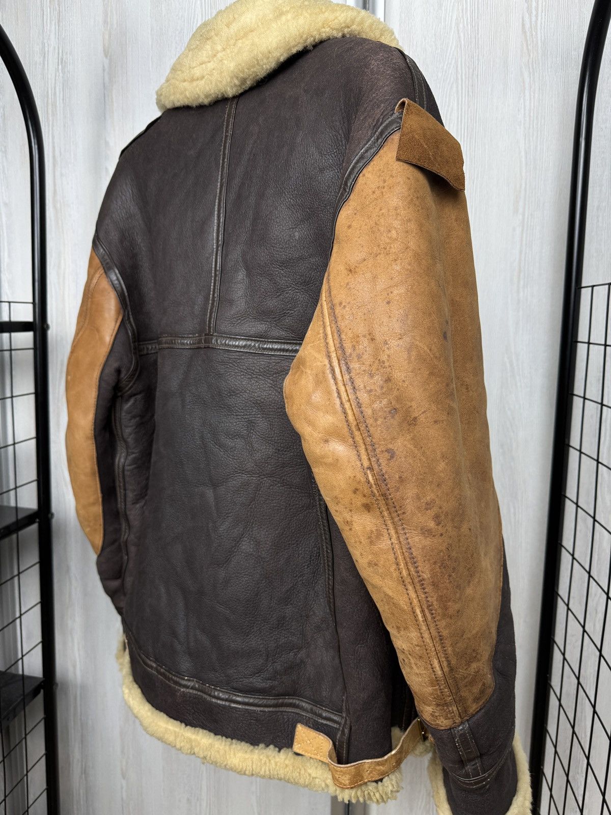 Willis & Geiger Willis & Geiger Type B-3 Leather Flight Mouton Bomber Jacket Size US M / EU 48-50 / 2 - 8 Thumbnail