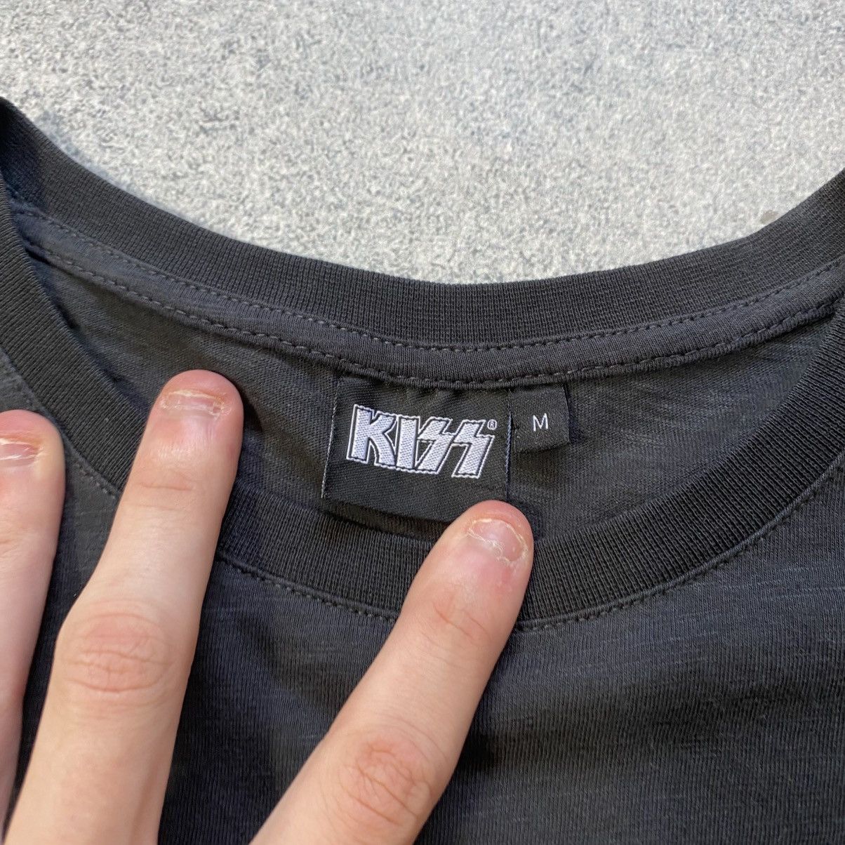 KISS Vintage Kiss t shirt Size US M / EU 48-50 / 2 - 3 Thumbnail