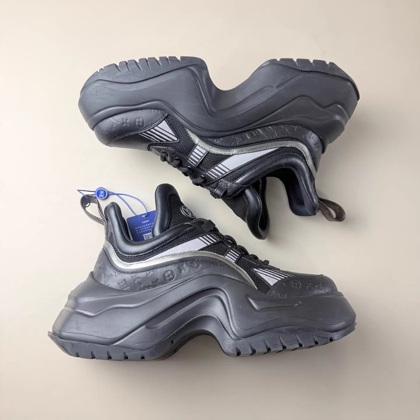 Louis Vuitton LV black silver monogram Artsy 2.0 Dad Sneakers 38 Size US 7.5 / IT 37.5 - 4 Thumbnail