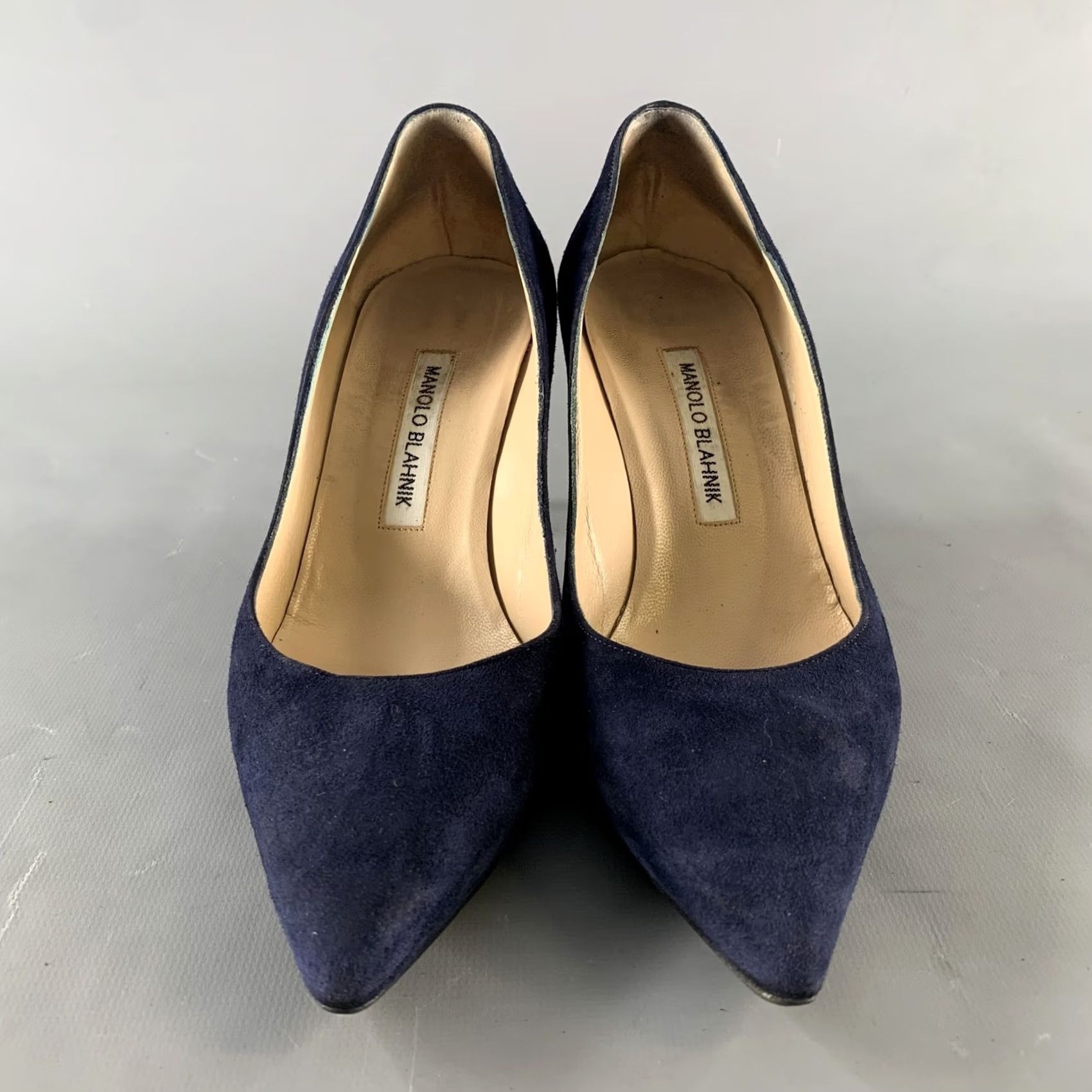 Manolo Blahnik MANOLO BLAHNIK Size 8.5 Navy Suede Pointed Toe Pumps Women Adult Shoes" Size US 9 / IT 39 - 4 Thumbnail