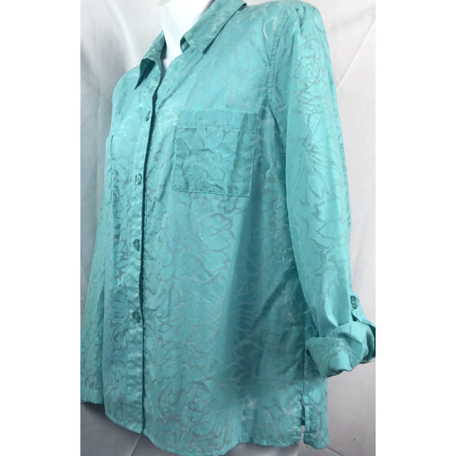 Vintage Sag Harbor Flu Floral Blouse Ladies Large Aqua Roll Tab Sleeve Collared 53% polyester 47% cotton Size L / US 10 / IT 46 - 4 Thumbnail