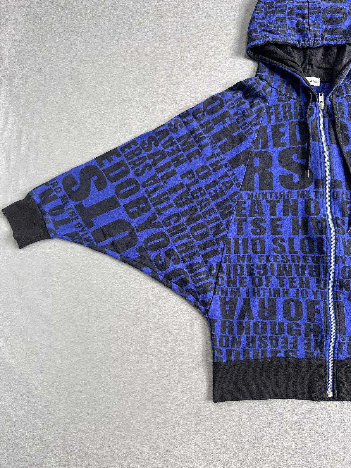 Hysteric Glamour SORRIDERE GOTHIC POEM ZIP HOODIE OVERSIZE VAMPIRE LGB STYLE Size US M / EU 48-50 / 2 - 4 Thumbnail
