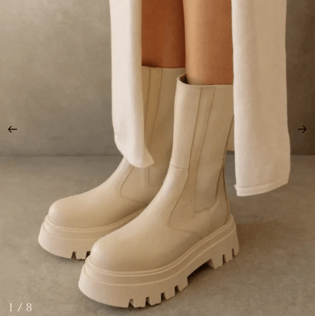 ALOHAS Alohas All Rounder Ivory Boots 37 Size US 7 / IT 37 - 1 Thumbnail