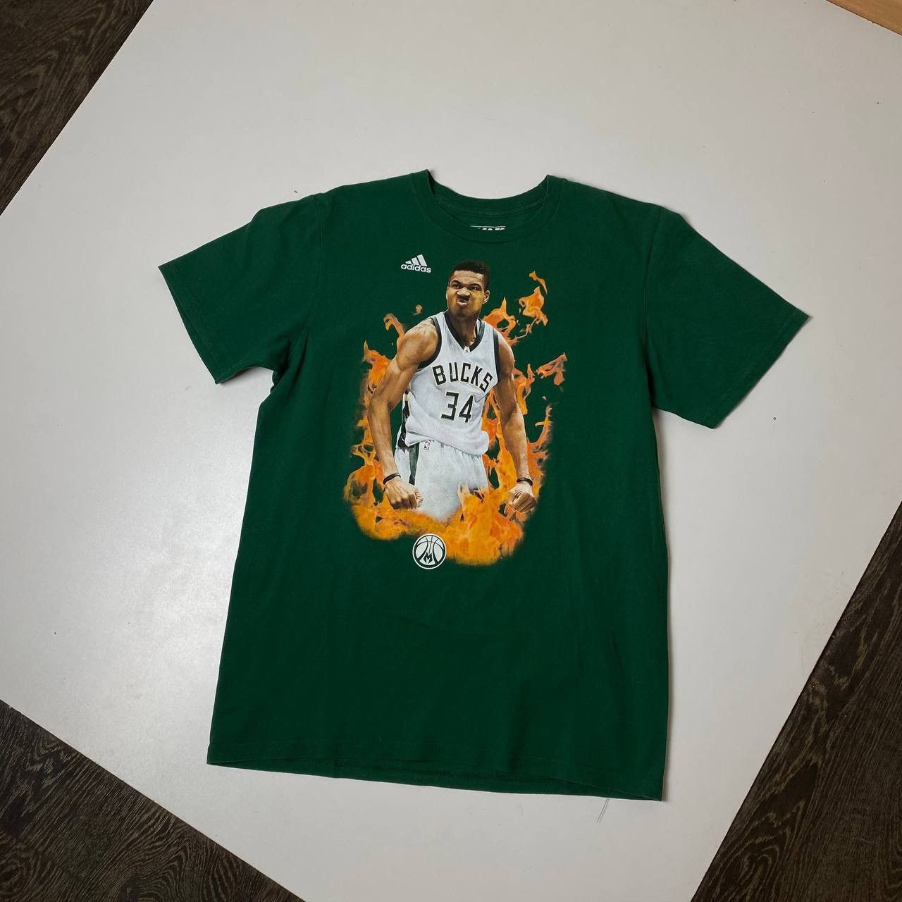 Adidas Adidas NBA Bucks T-shirt Size:M Size US M / EU 48-50 / 2 - 1 Thumbnail