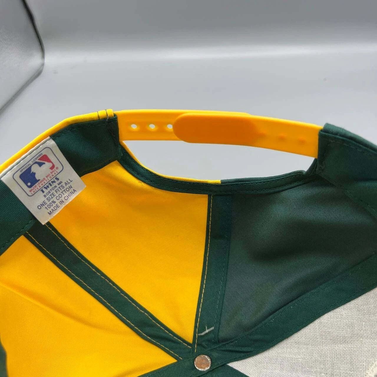 Twins Enterprise Inc. × Vintage Oakland Athletics Hat Men Twins Enterprise MLB Snap Back Size ONE SIZE - 6 Thumbnail