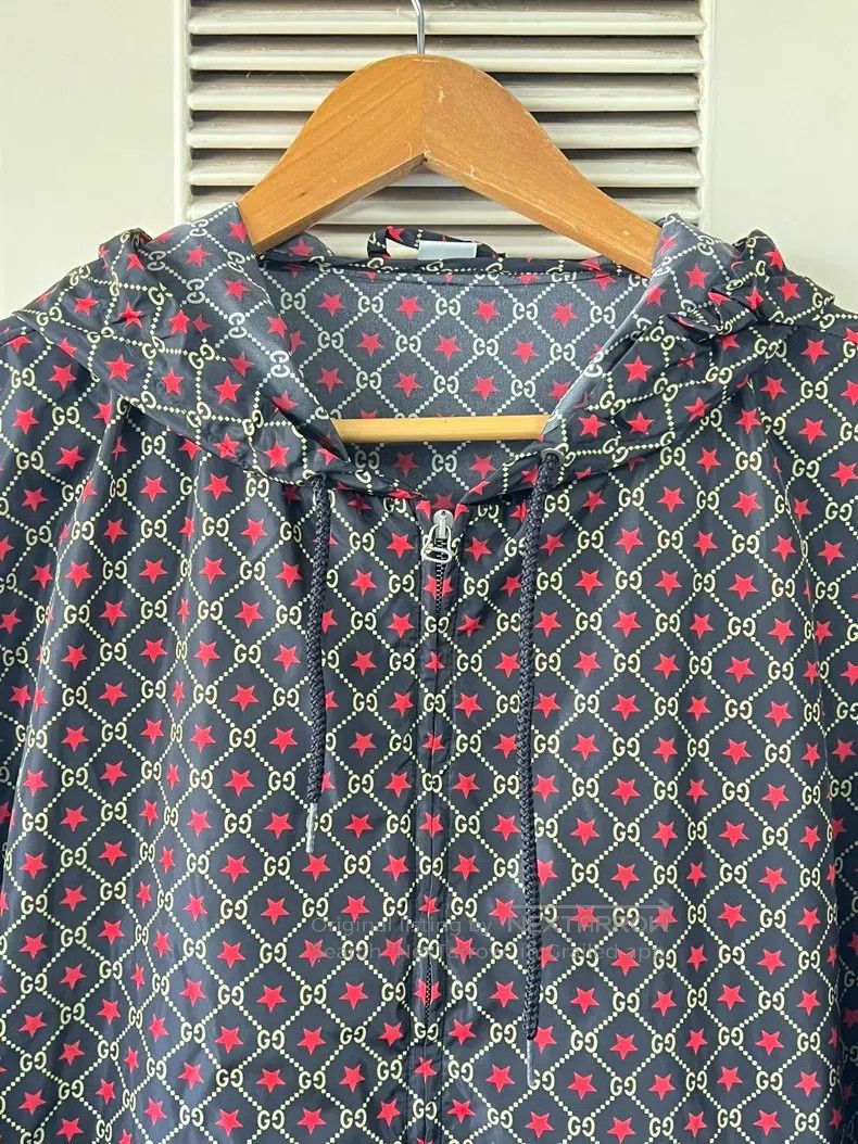 Gucci Gucci Black background red and blue geometric pattern jack Size M / US 6-8 / IT 42-44 - 3 Thumbnail