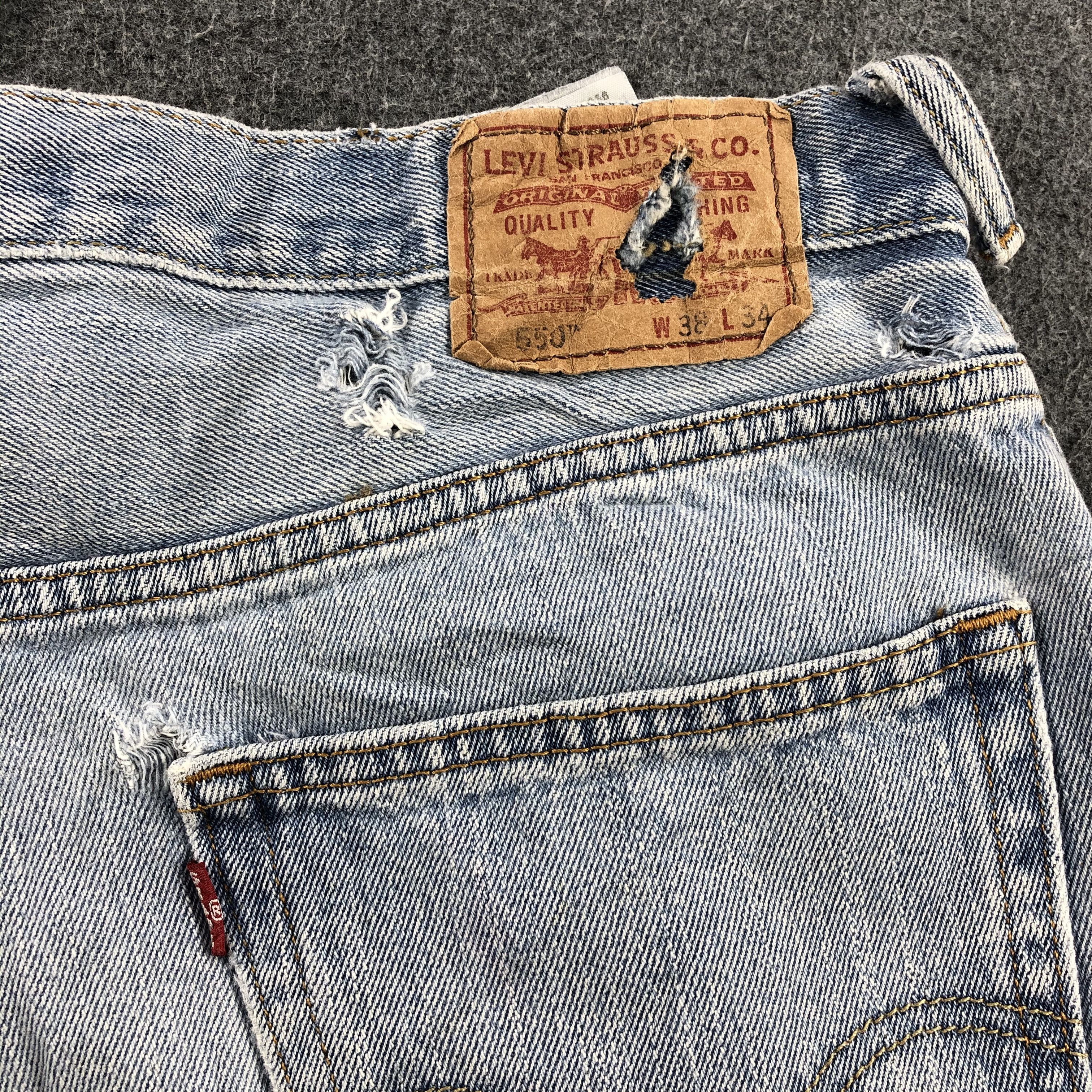 Levi's Vintage Levis 550 Jeans Relaxed Fit Denim-J1078 Size US 37 - 5 Thumbnail