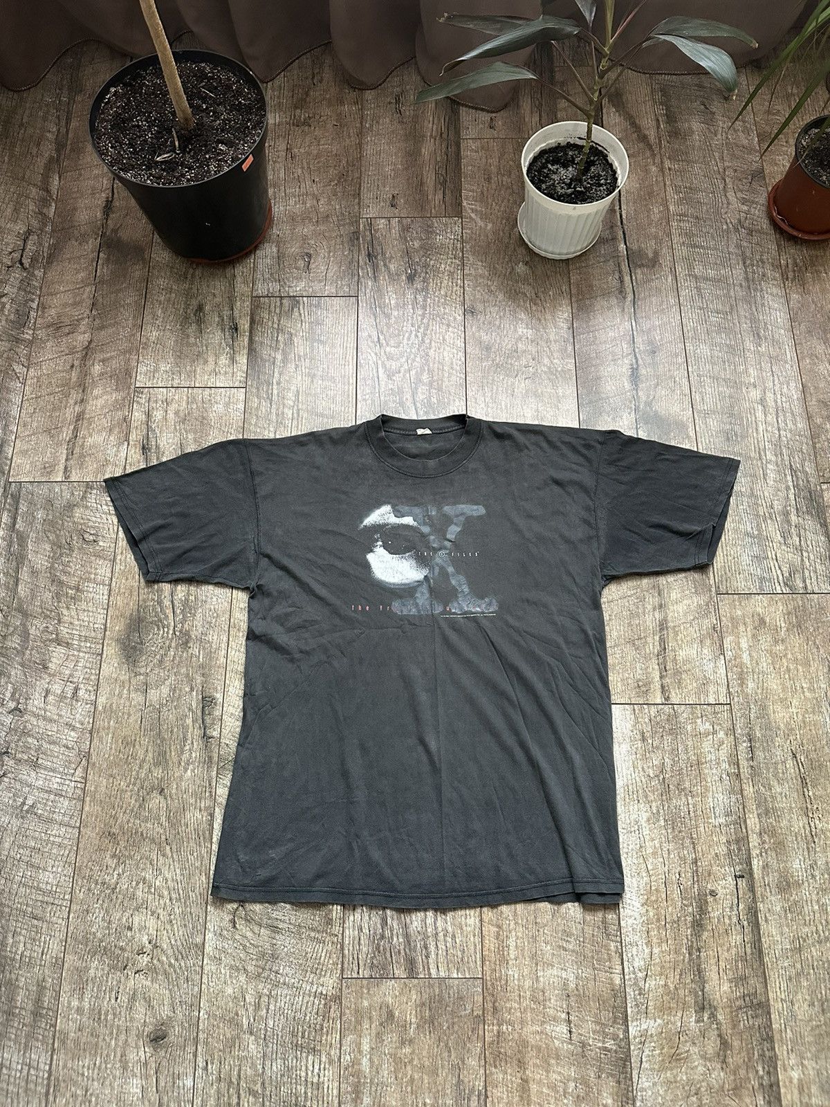 1996 X Files The Truth Is Out There Crew Neck T Shirt