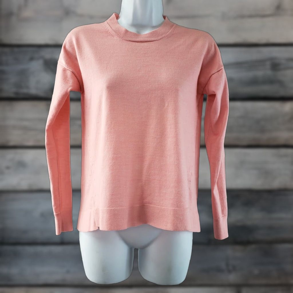 J.Crew J.CREW Womens Light Weight Sweater Size S Solid Pink Merino Wool Blend Pullover Crew Neck Knit Long Sleeve Vintage? No Size S / US 4 / IT 40 - 1 Thumbnail