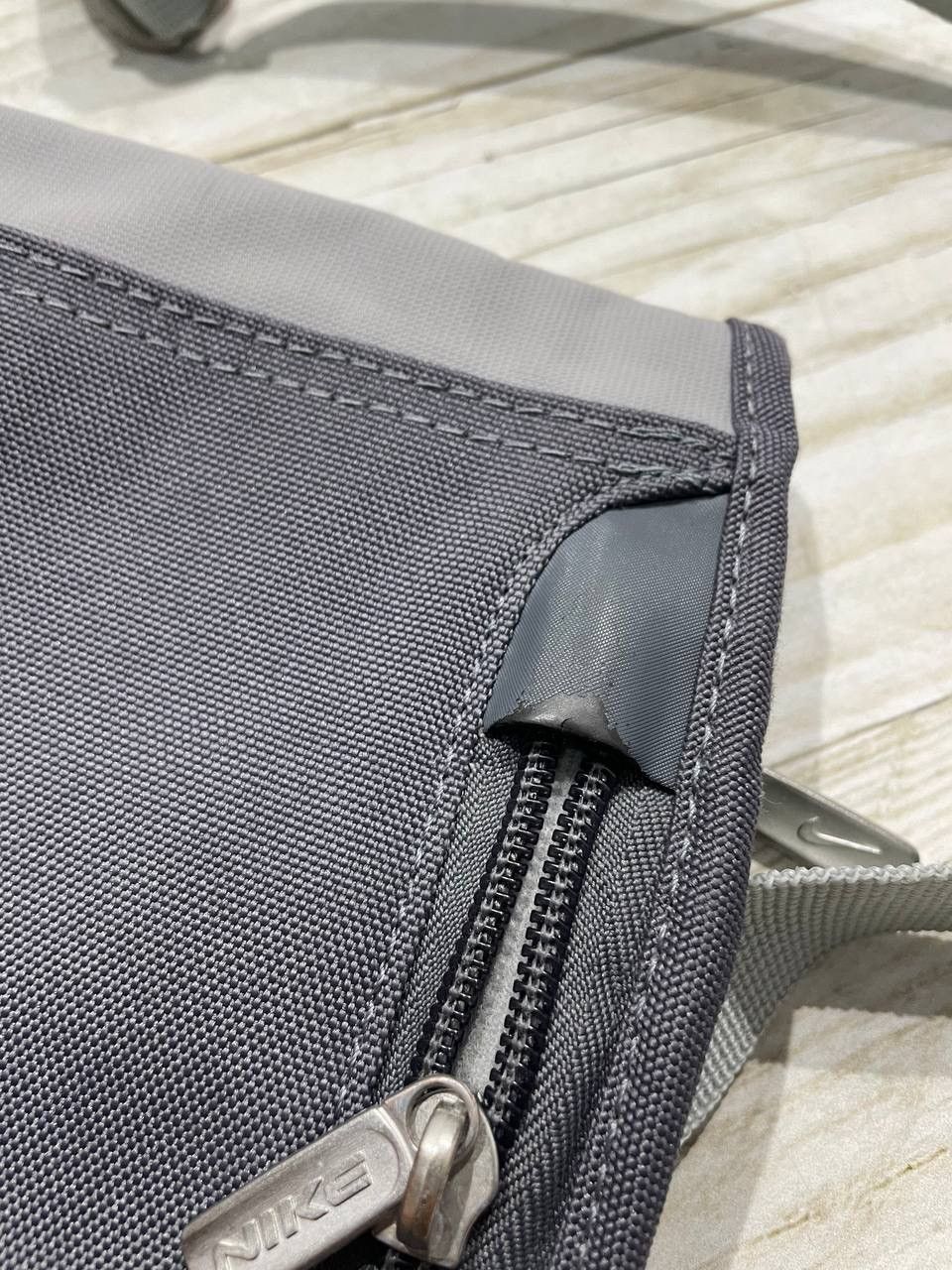 Nike Vintage Nike Sling Bag Messenger Swoosh 00s Size ONE SIZE - 5 Thumbnail