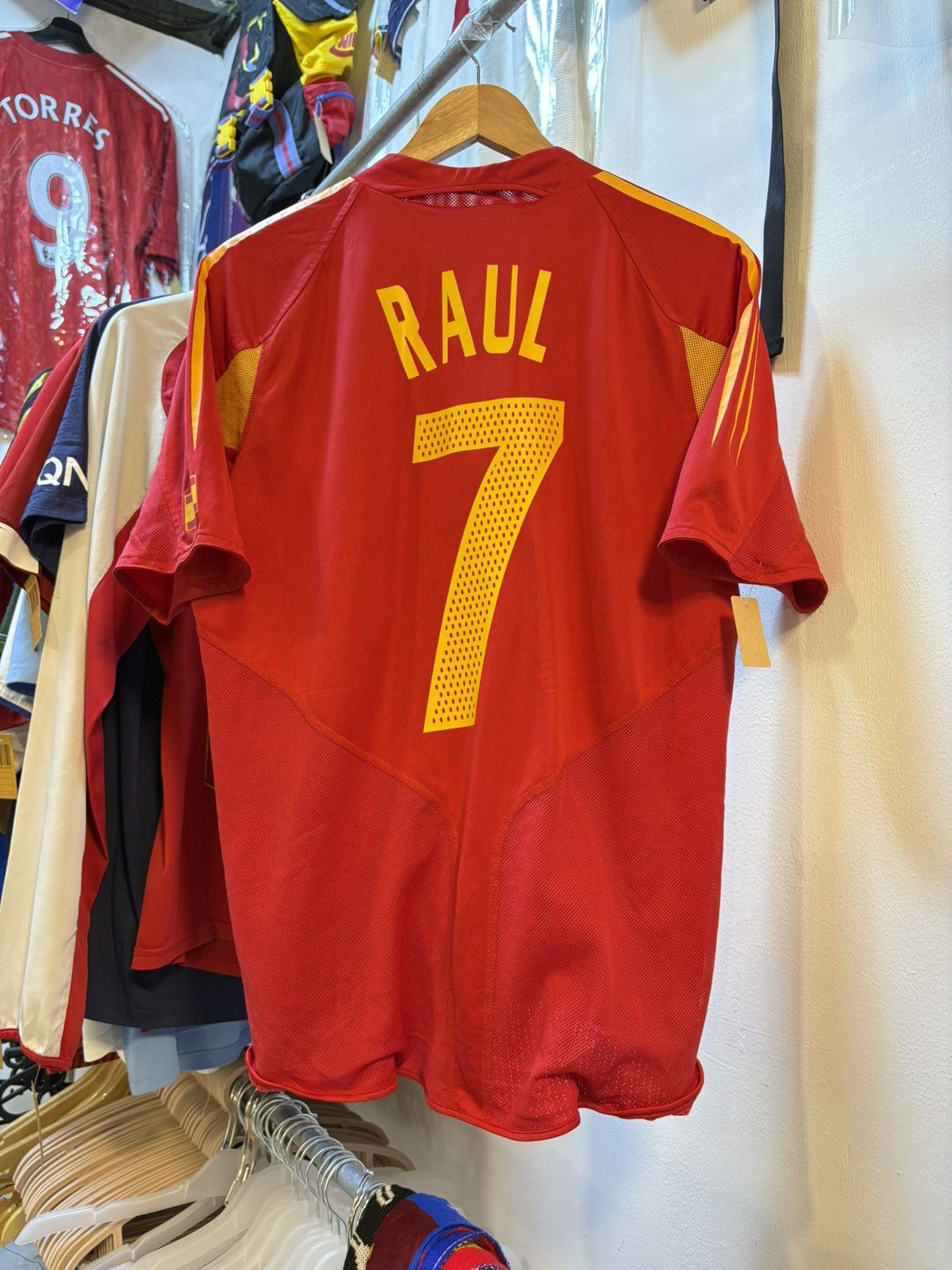Adidas Vintage 2004-2006 Spain Football Team Home Kit Size US L / EU 52-54 / 3 - 4 Thumbnail