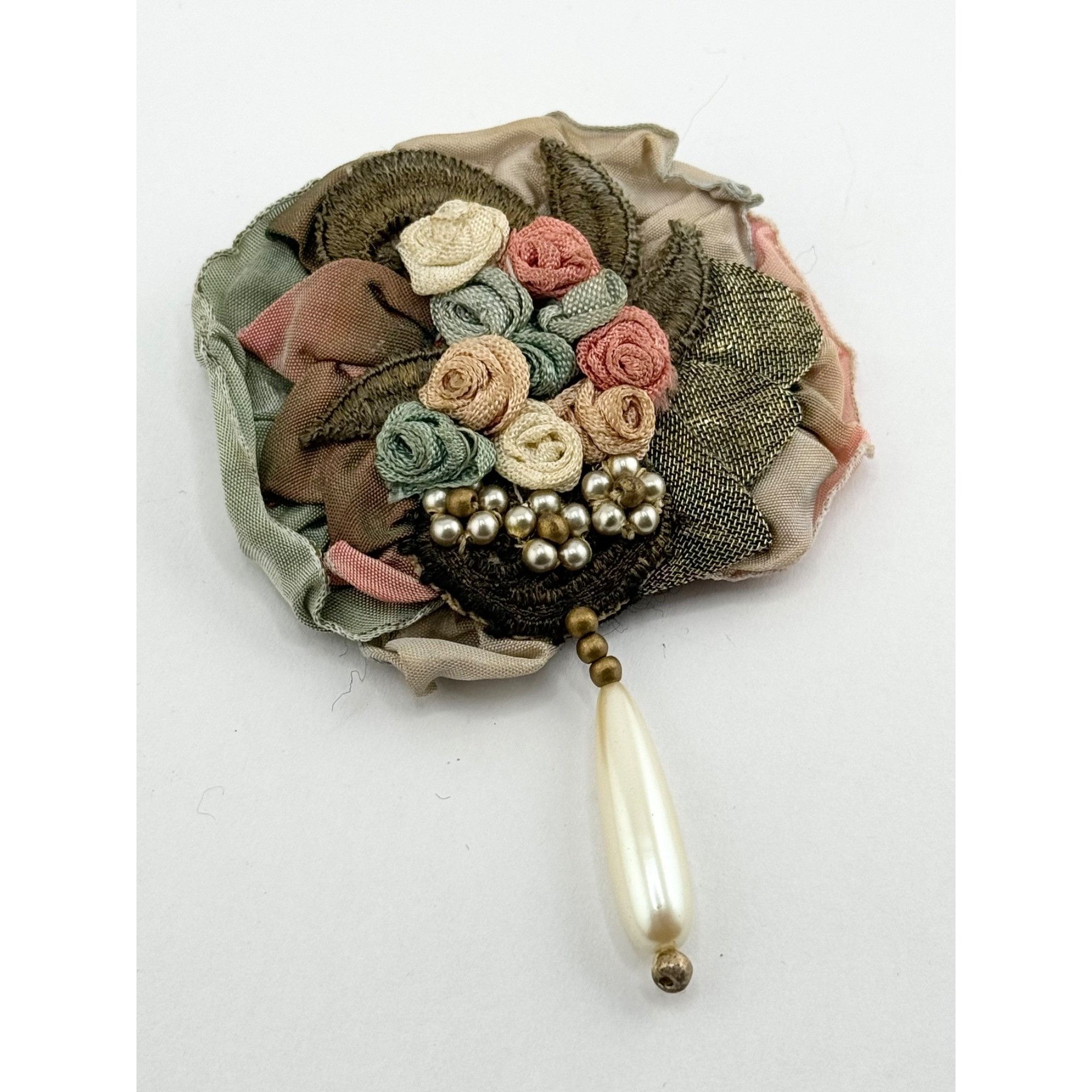 Vintage Vintage Beverly Gayle Beaded Flower Brooch Pin Size ONE SIZE - 2 Thumbnail