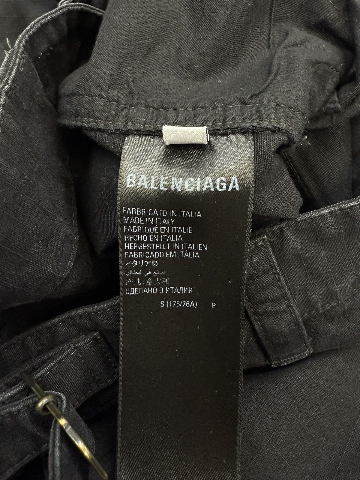 Balenciaga AW22 Balenciaga Multi Pocket Black Convertible Cargo Pants Size US 32 / EU 48 - 5 Thumbnail