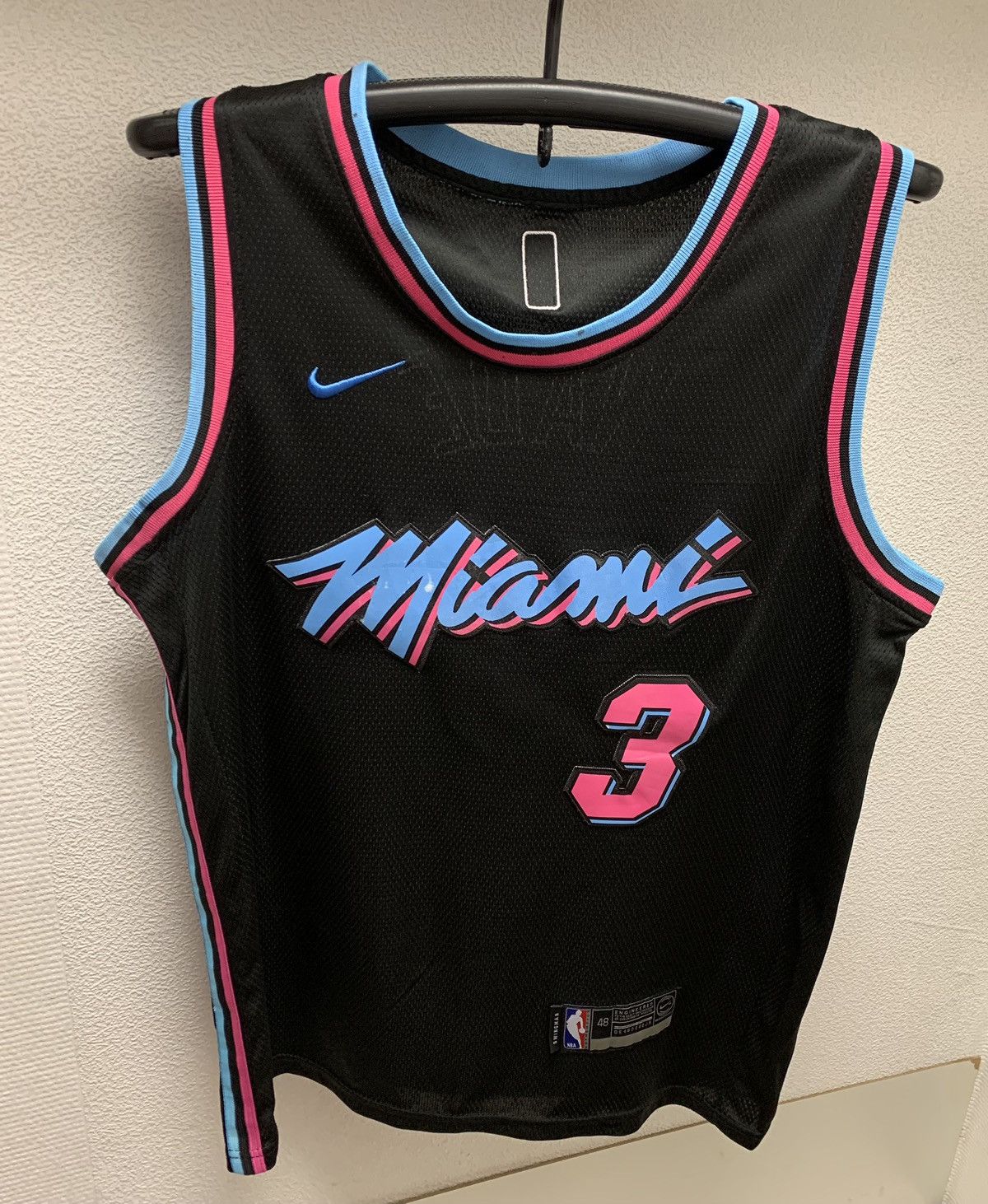 NBA Wade 3 Miami Heat nba jersey night 48 size L-Xl Size US L / EU 52-54 / 3 - 2 Thumbnail
