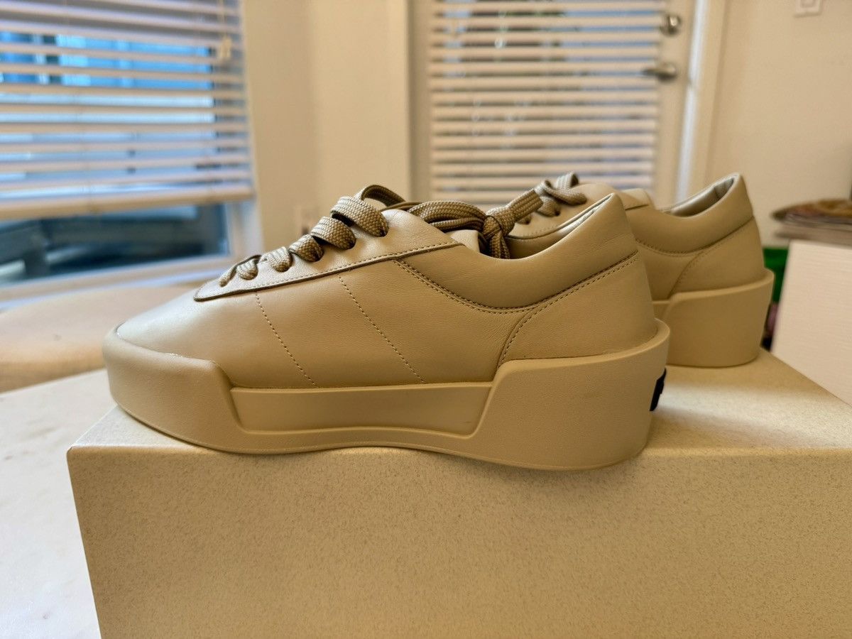 Fear of God Fear of God Taupe Aerobic Low Sneakers Size US 7.5 / EU 40-41 - 4 Thumbnail