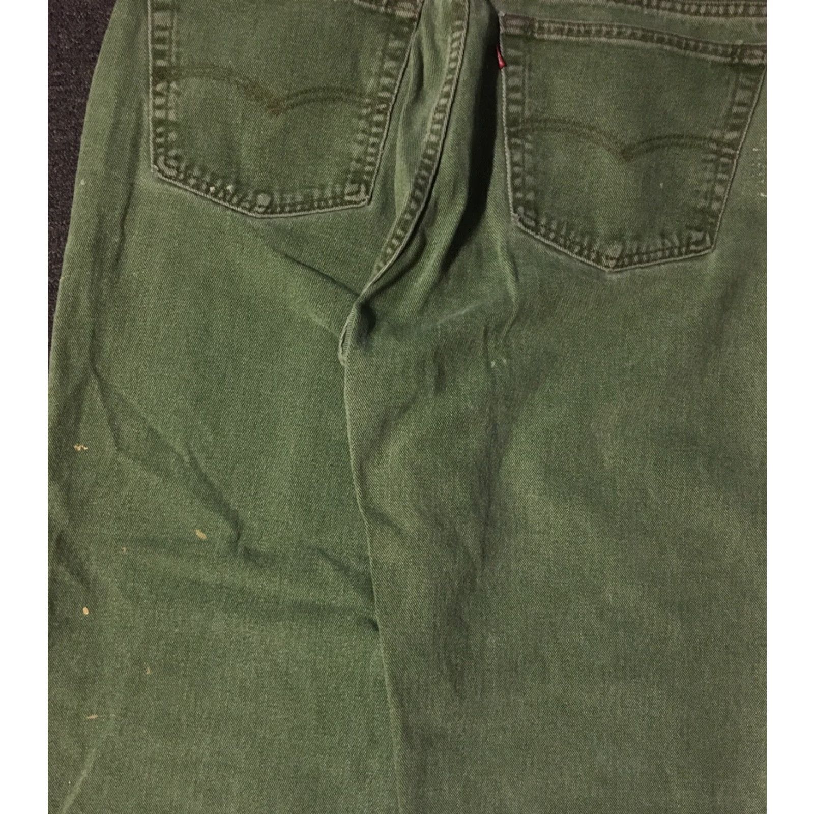 Levi's VINTAGE Levi’s Jeans Main Selling Point Levi’s 560 Tapered Mens 38 Green Denim 90s Grunge Paint Distressed 80s 90s Biker Rock USA Size US 38 / EU 54 - 6 Thumbnail