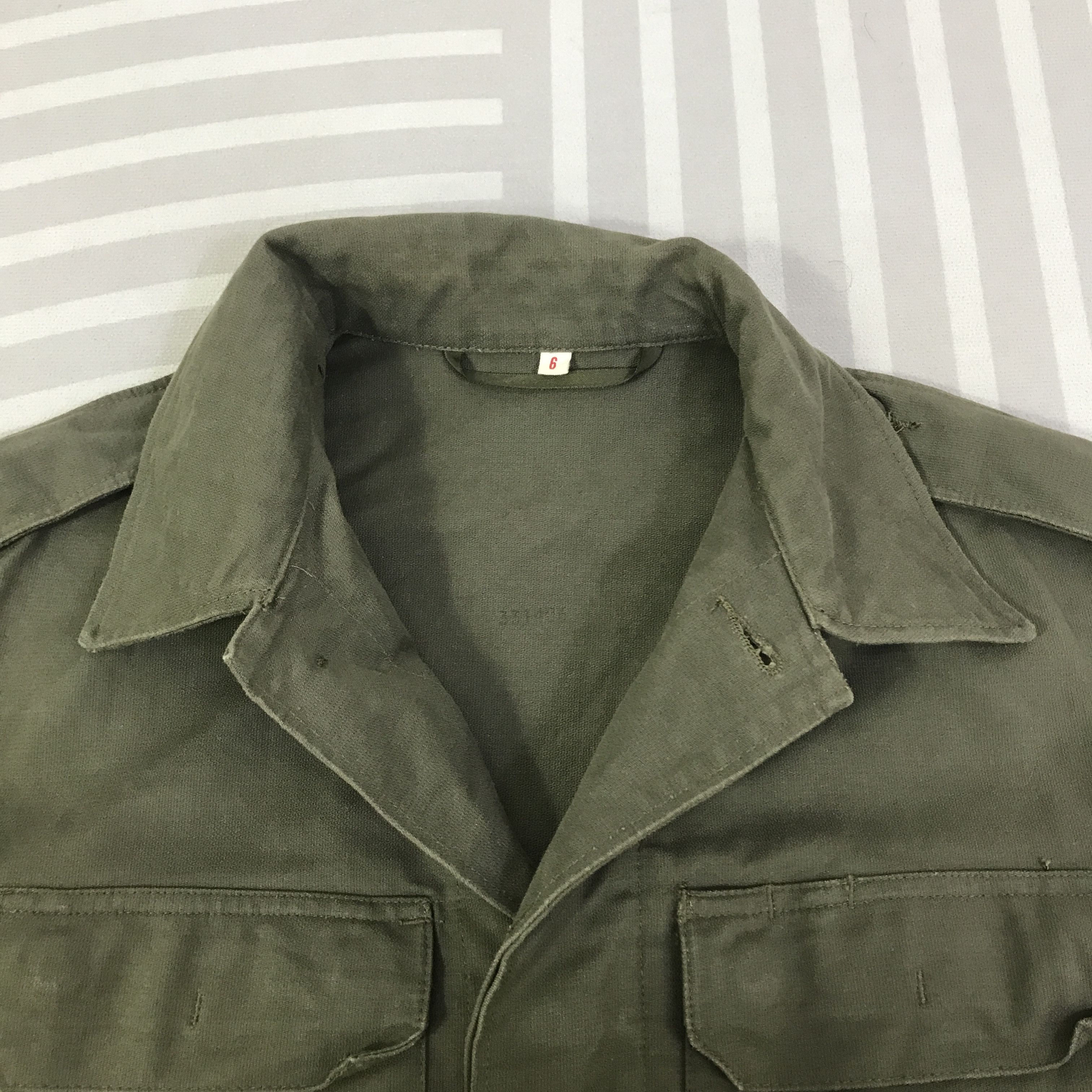Vintage Vintage Army button Jacket K114B19 Size US L / EU 52-54 / 3 - 5 Thumbnail