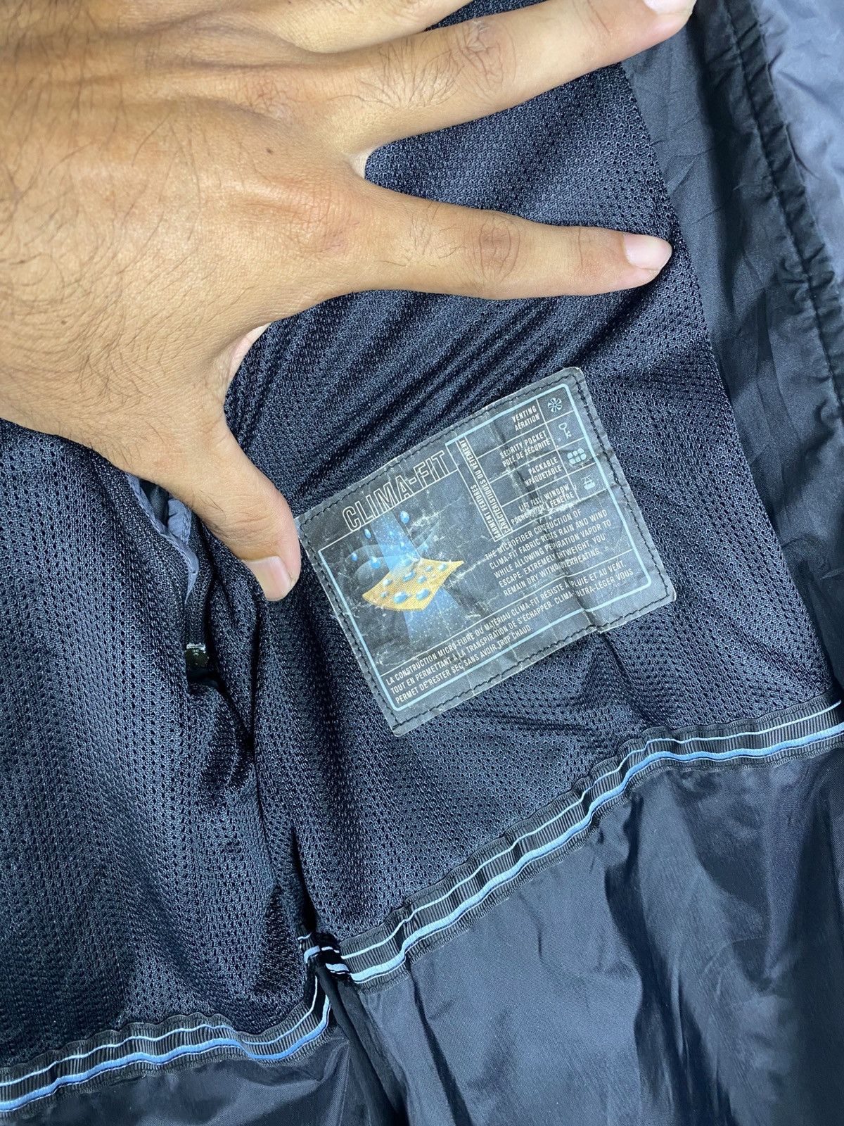 Nike ACG Vintage Nike ACG Removable Sleeves Windbreaker Jacket Size US XL / EU 56 / 4 - 8 Thumbnail