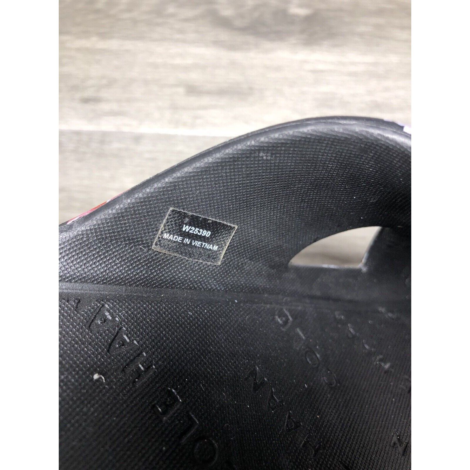 Cole Haan Cole Haan Grand Os. 25390 Black Rubber Floral Print Sandals Size US 7 / IT 37 - 17 Thumbnail