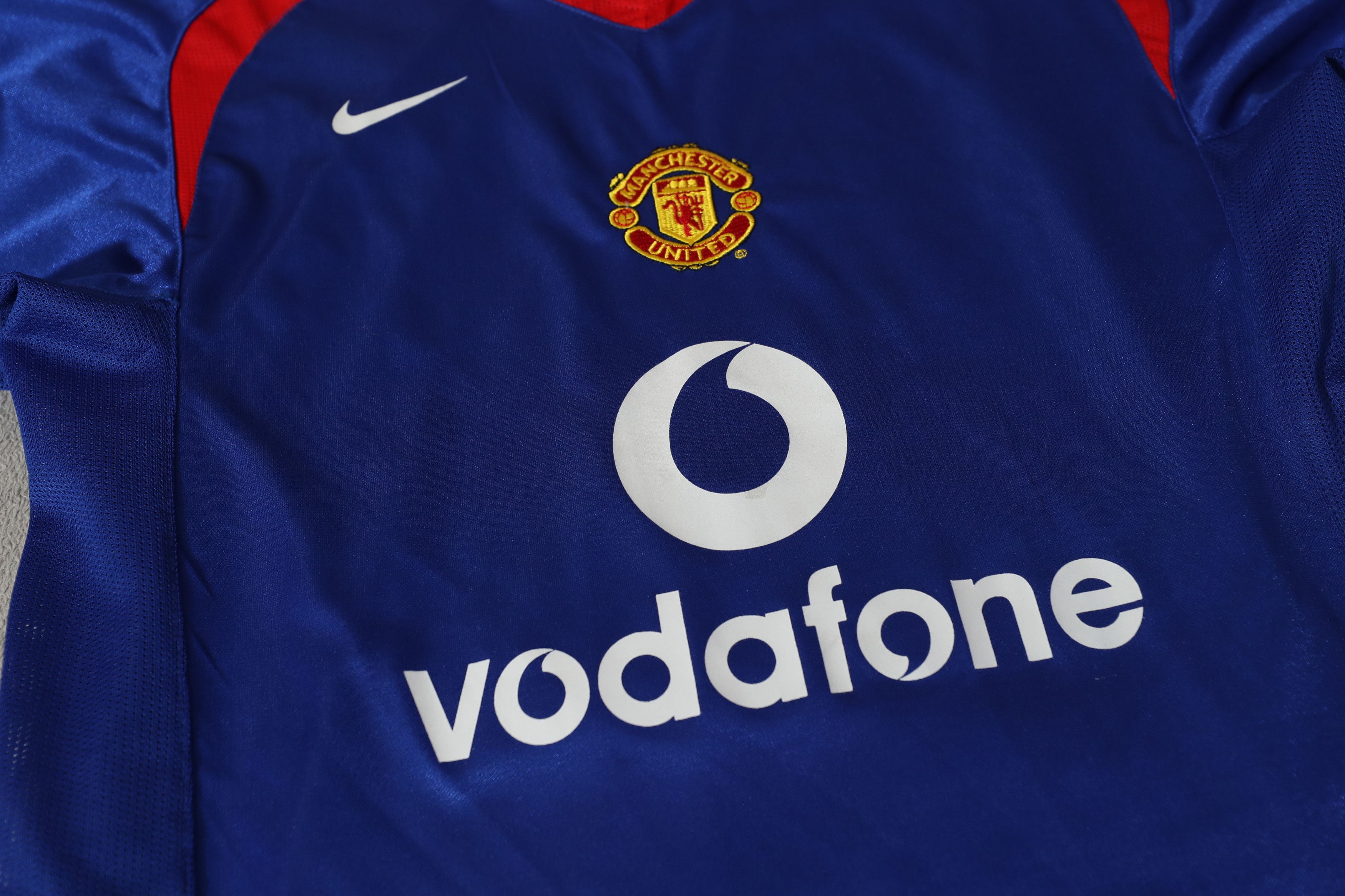 Nike Manchester United 2004/06 Away Soccer Jersey (M) Size US M / EU 48-50 / 2 - 4 Thumbnail