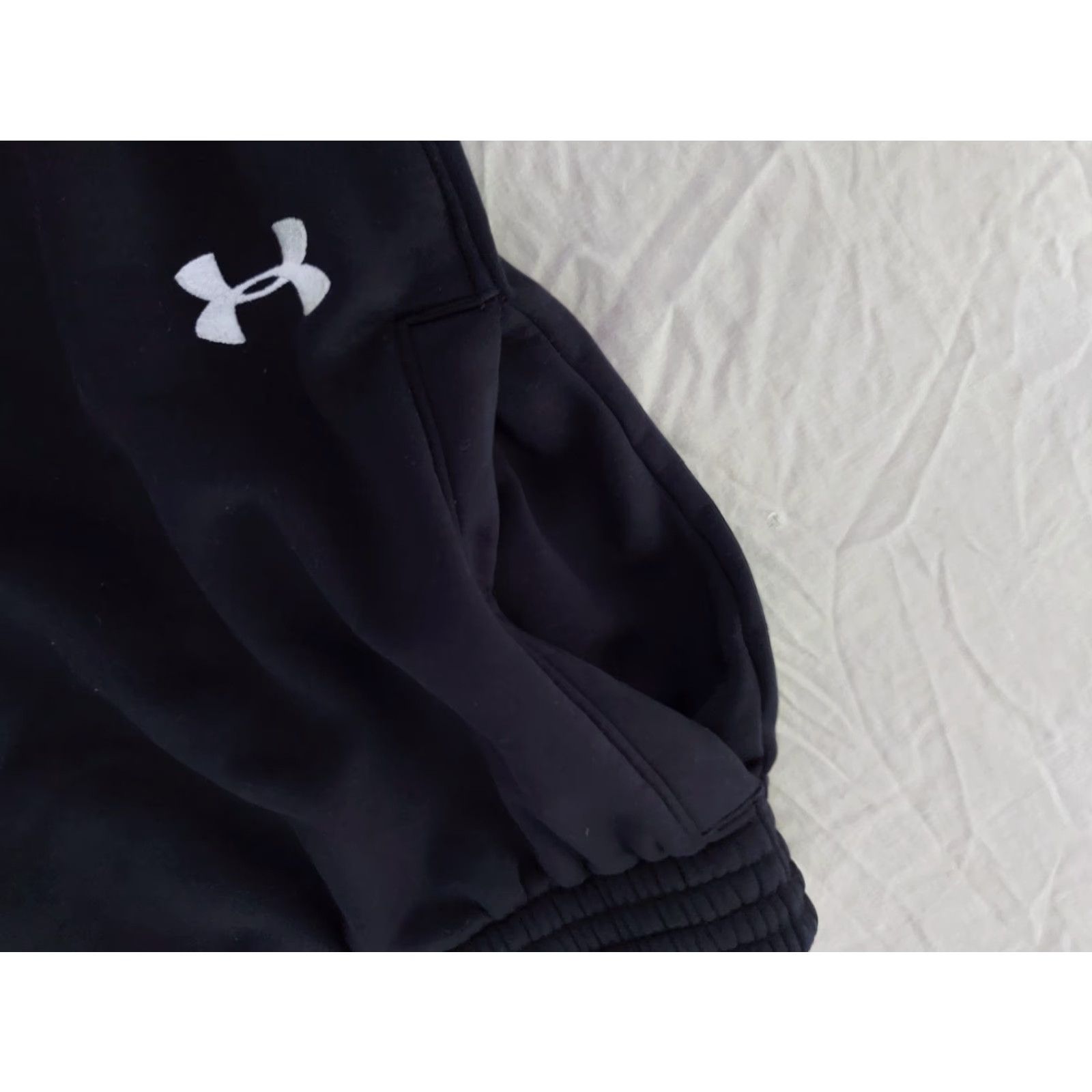 Under Armour Under Armour Pants Mens L Athletic Black Sweatpants Gym Workout Size US 33 - 3 Thumbnail