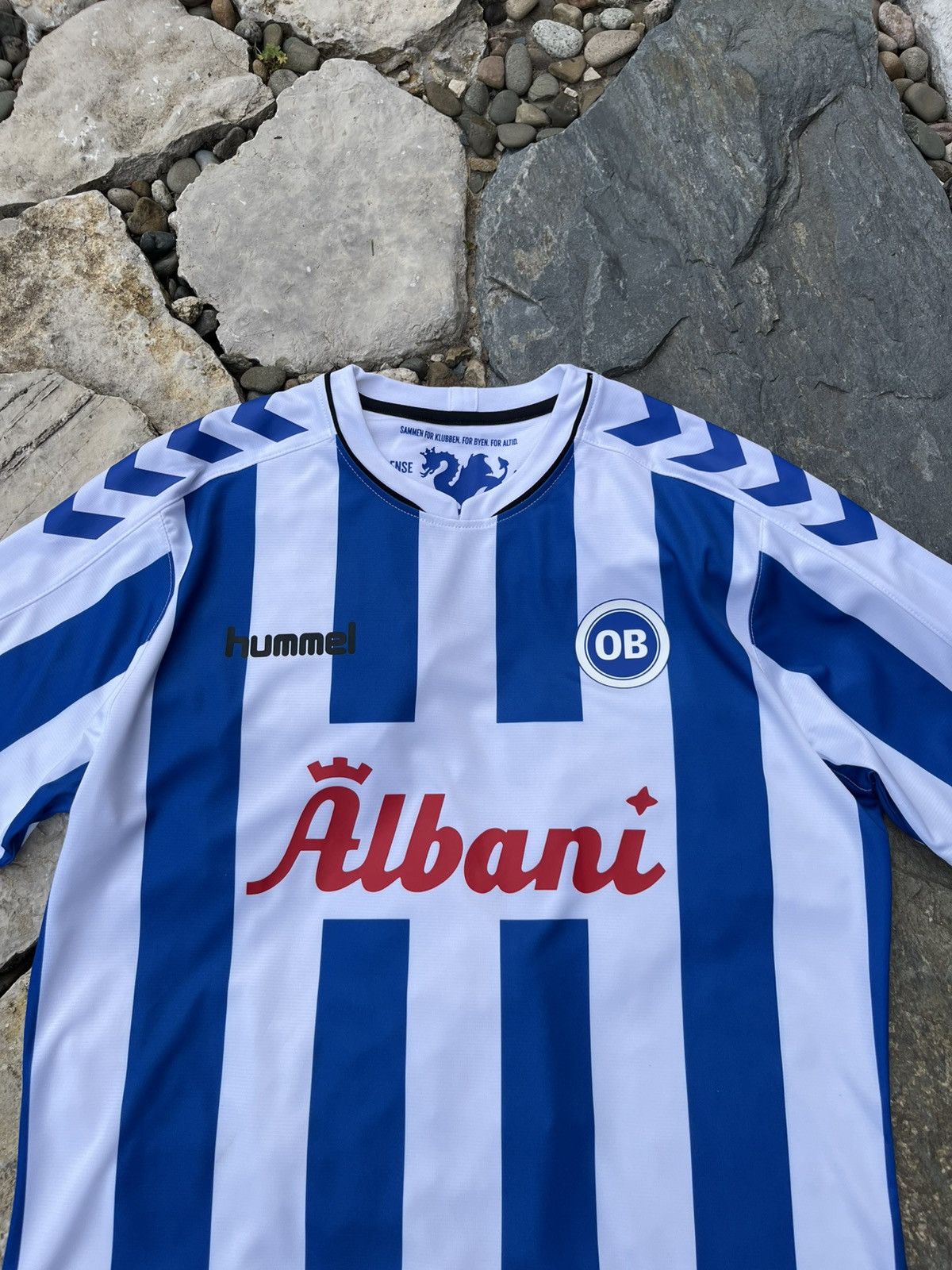 Hummel Hummel soccer jersey Odense 2018 Denmark striped tee Albani Size US L / EU 52-54 / 3 - 3 Thumbnail