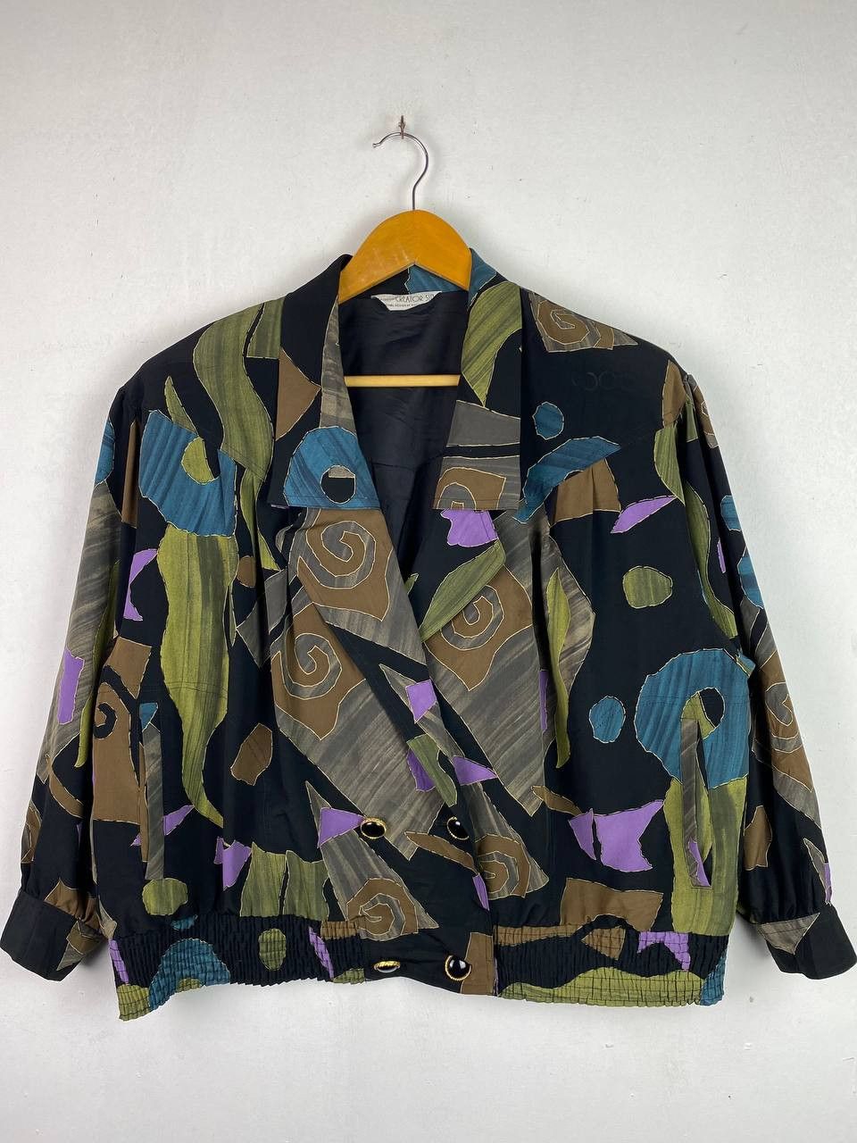 Japanese Brand japanese brand floral silky jacket nice design Size XL / US 12-14 / IT 48-50 - 1 Thumbnail