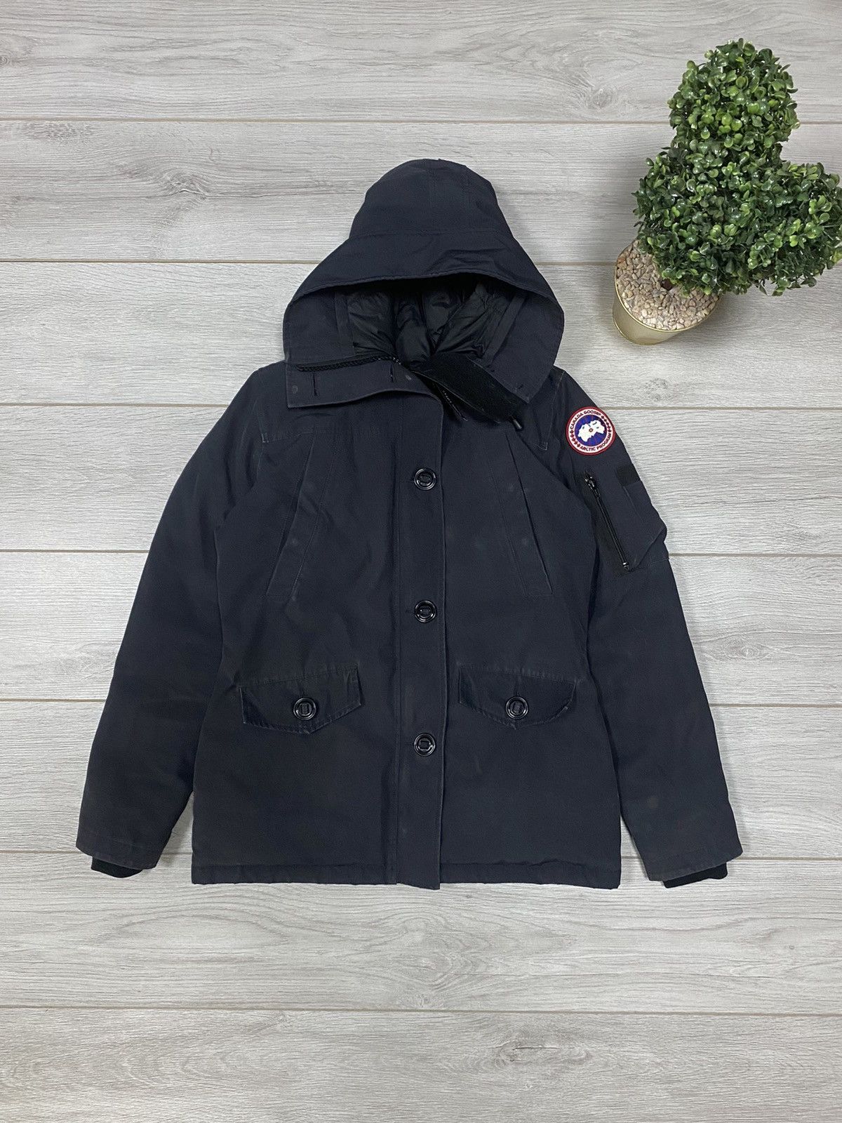 Canada Goose Canada Goose down puffer parka made in Canada Size M / US 6-8 / IT 42-44 - 2 Thumbnail