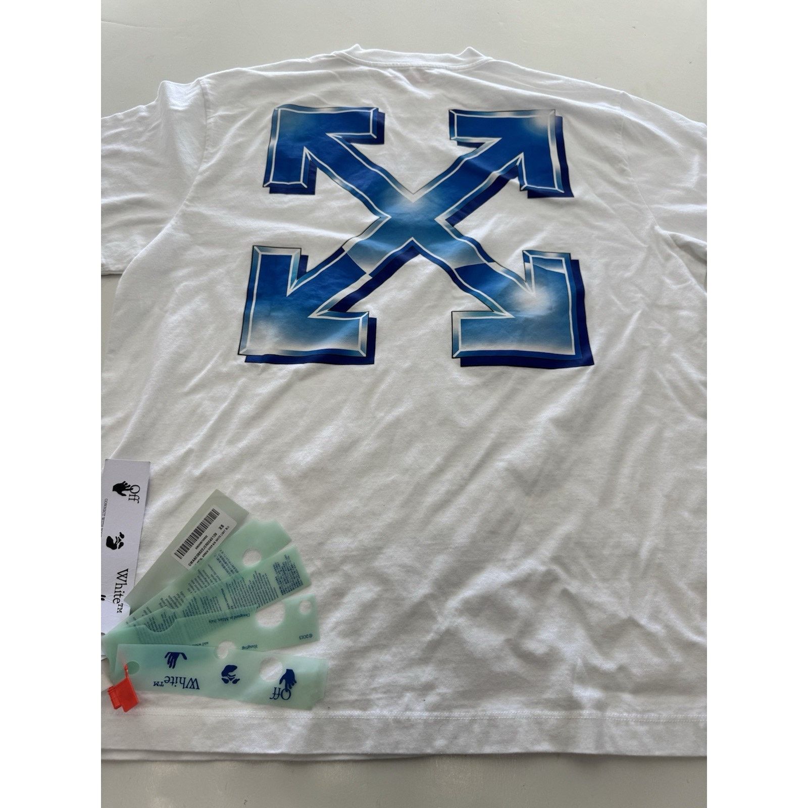 Off-White Off-White Blue Metal Arrow Over Slim Tee White / Light Blue Size US XS / EU 42 / 0 - 8 Thumbnail