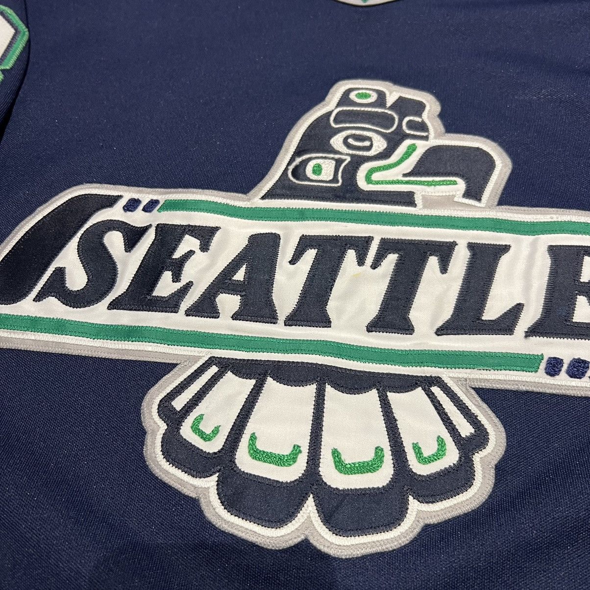 Ccm Seattle Thunderbirds Shane endicott Game worn Hockey Jersey Size US XL / EU 56 / 4 - 9 Thumbnail