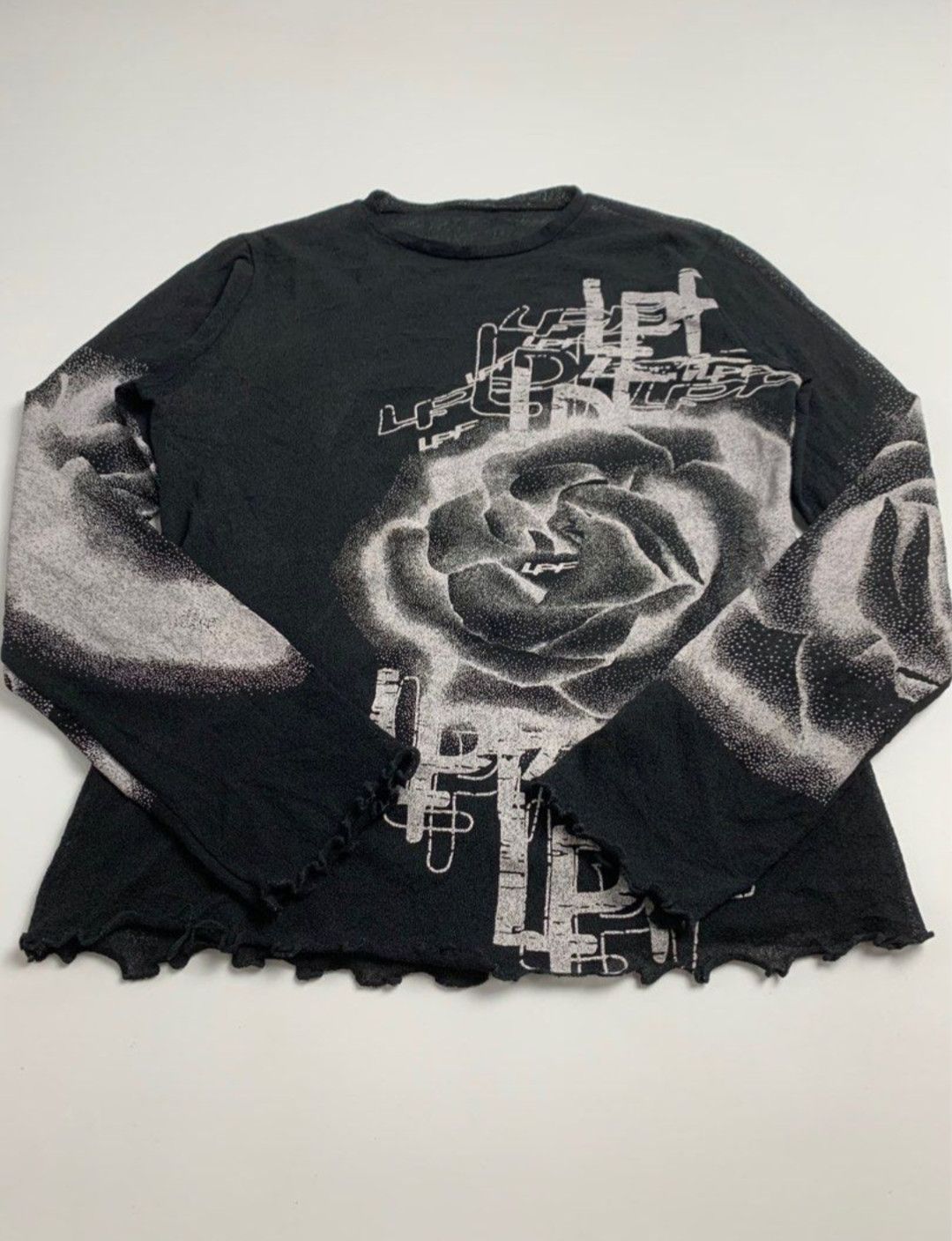 Japanese Brand Y2K LPF Mesh Top With Grayscale Rose Graphic Size M / US 6-8 / IT 42-44 - 4 Thumbnail
